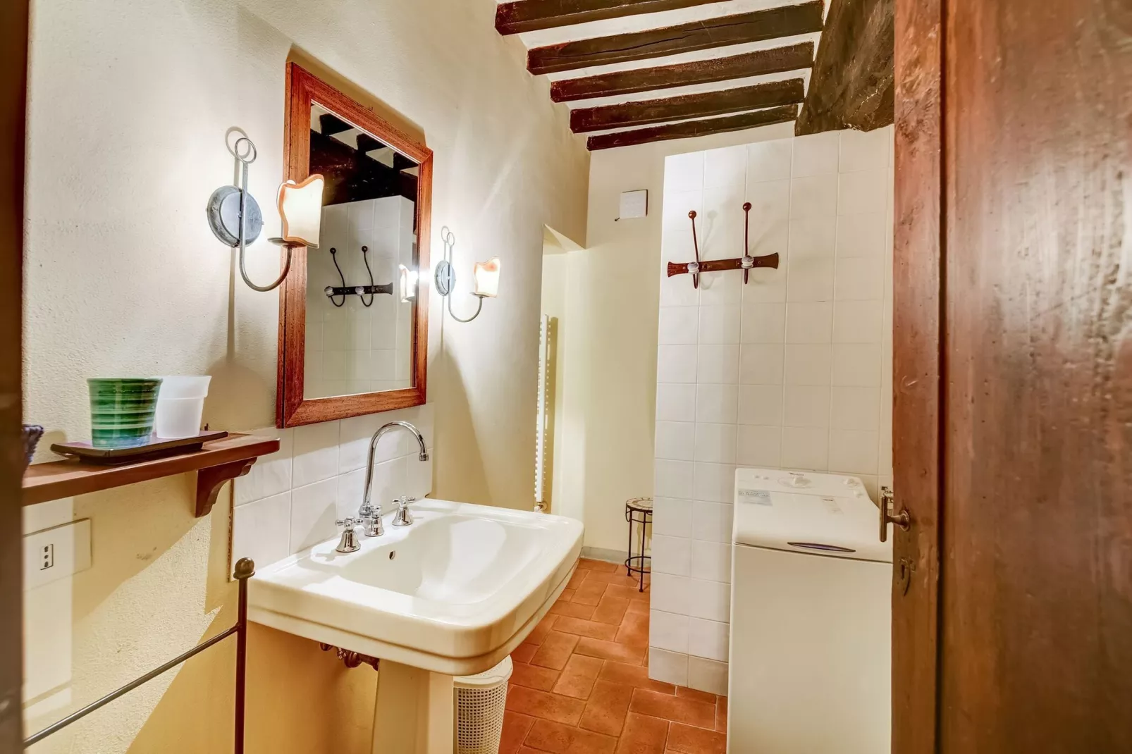 La Torre-Bathroom