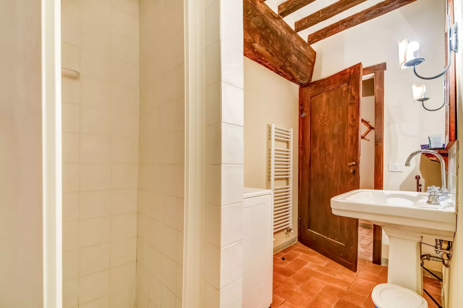 La Torre-Bathroom