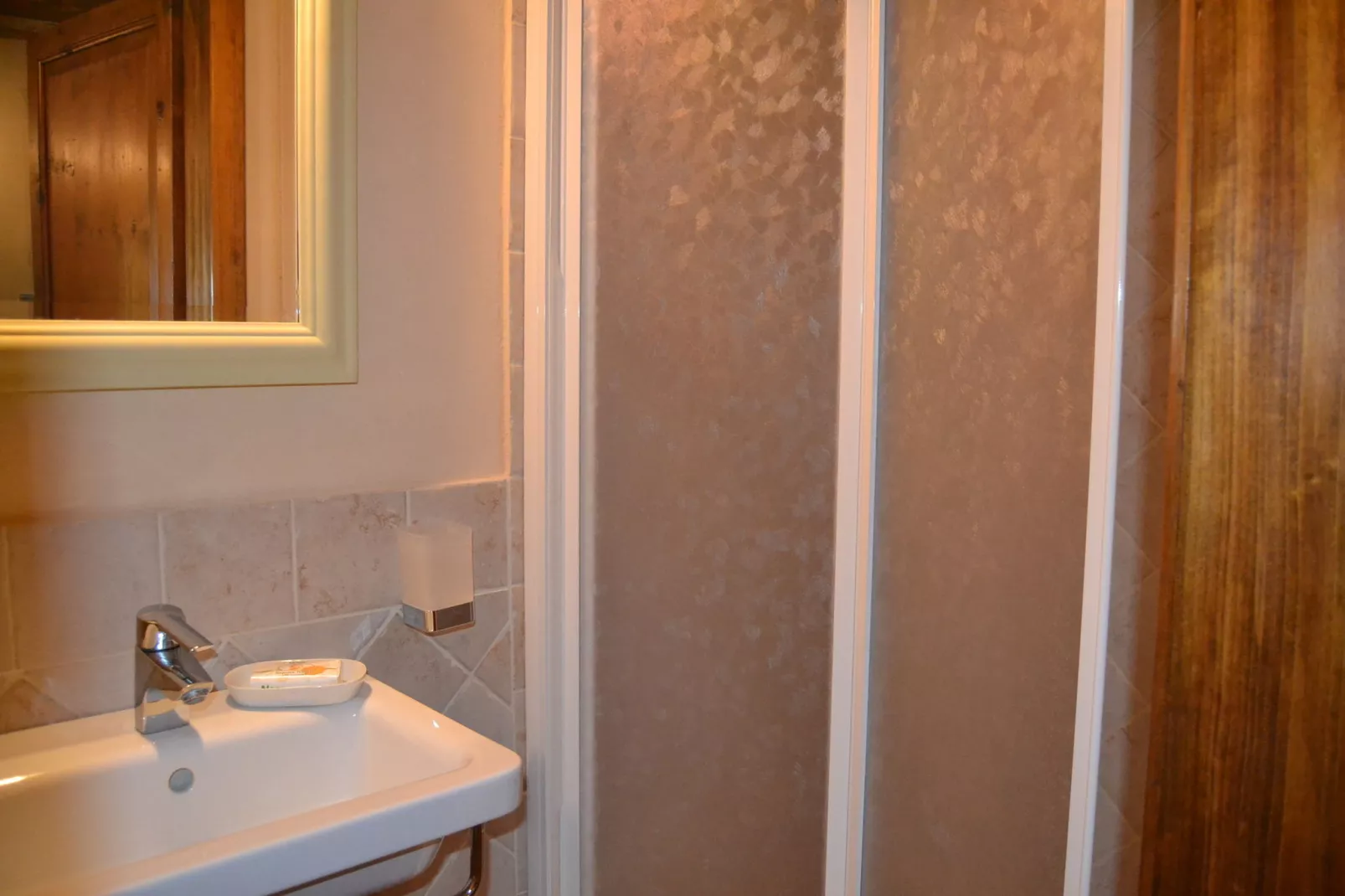Casa Poggiolo-Bathroom
