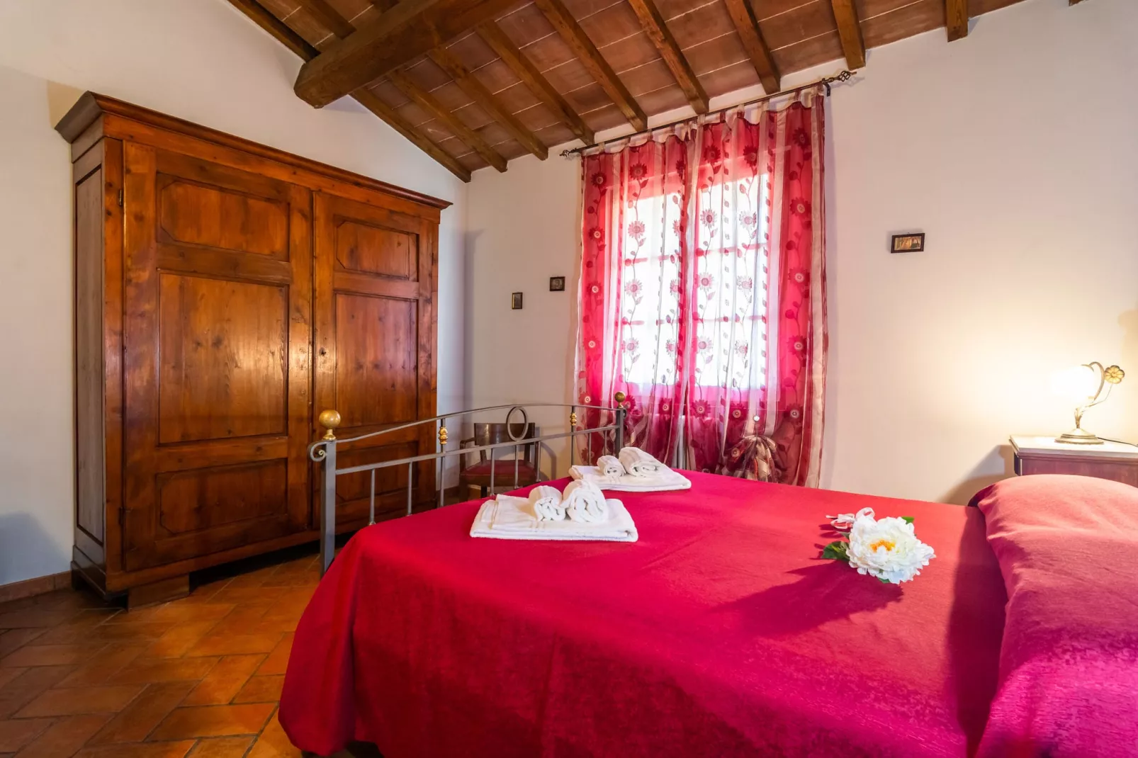 Orchidea-Bedroom