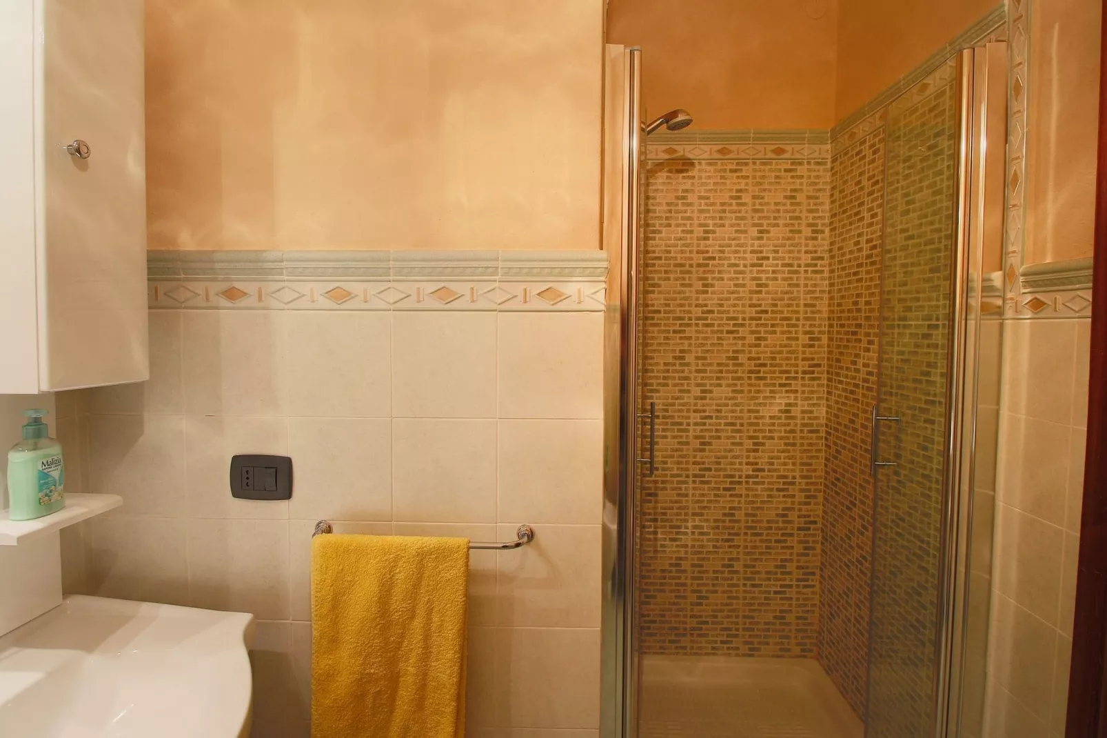 Montecchio-Bathroom