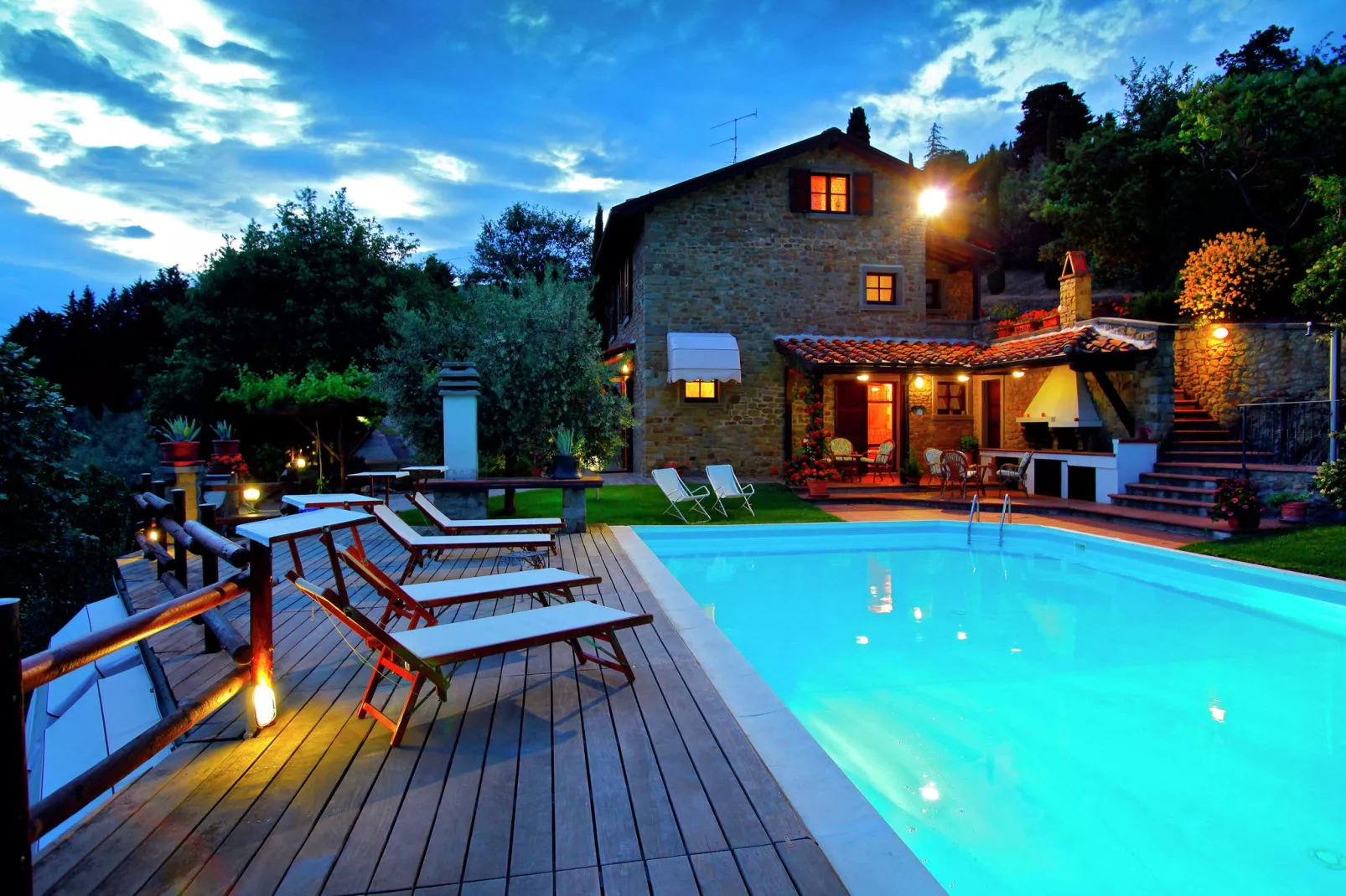 Villa la Foce-Exterior summer