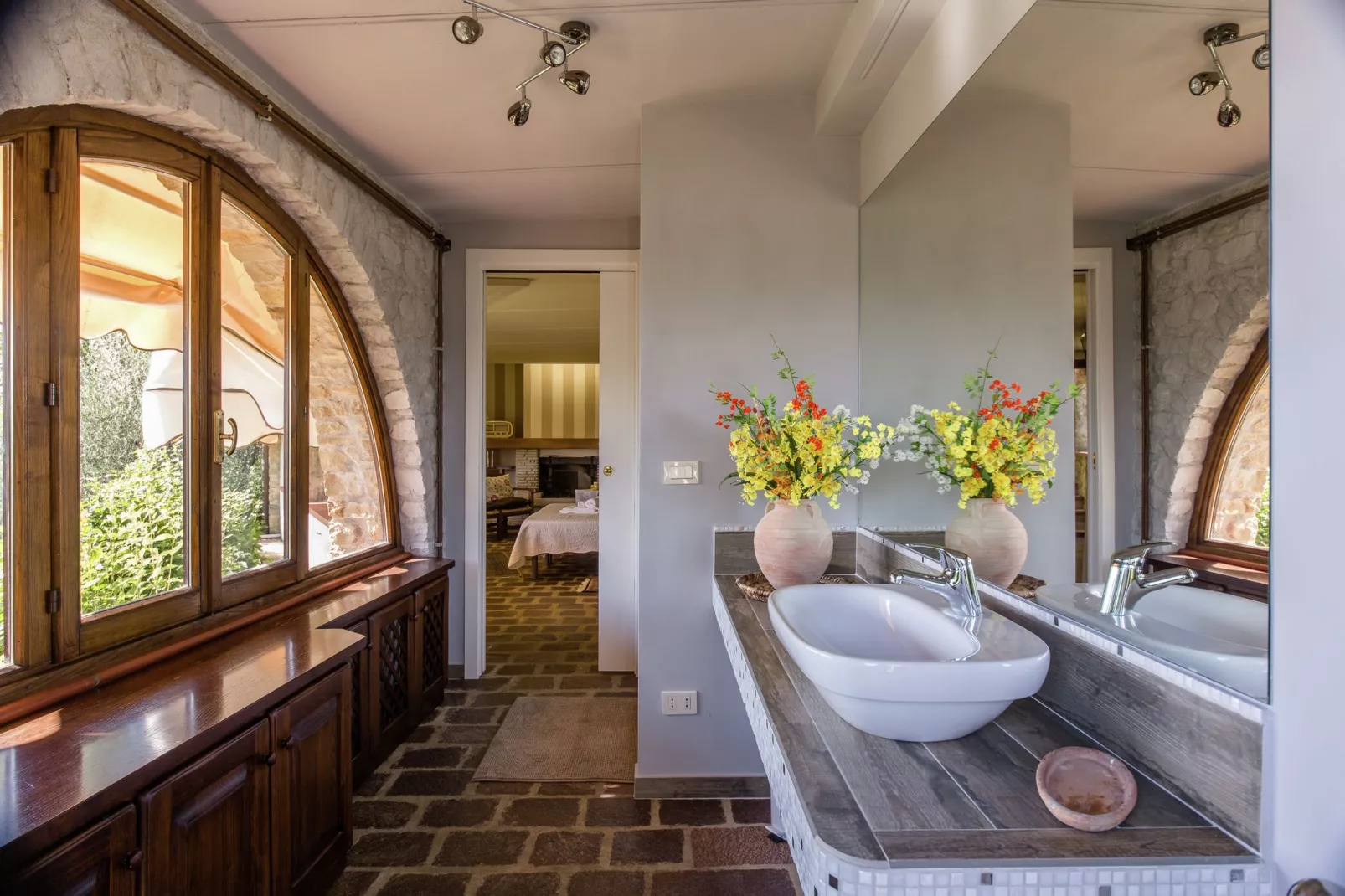 Villa la Foce-Bathroom