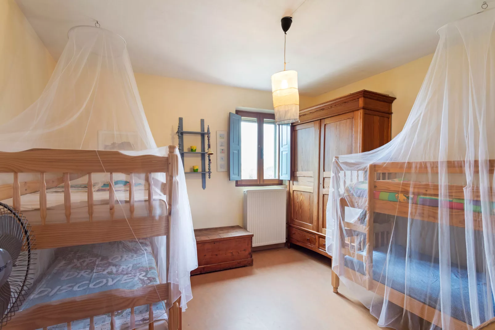 Tillia-Bedroom