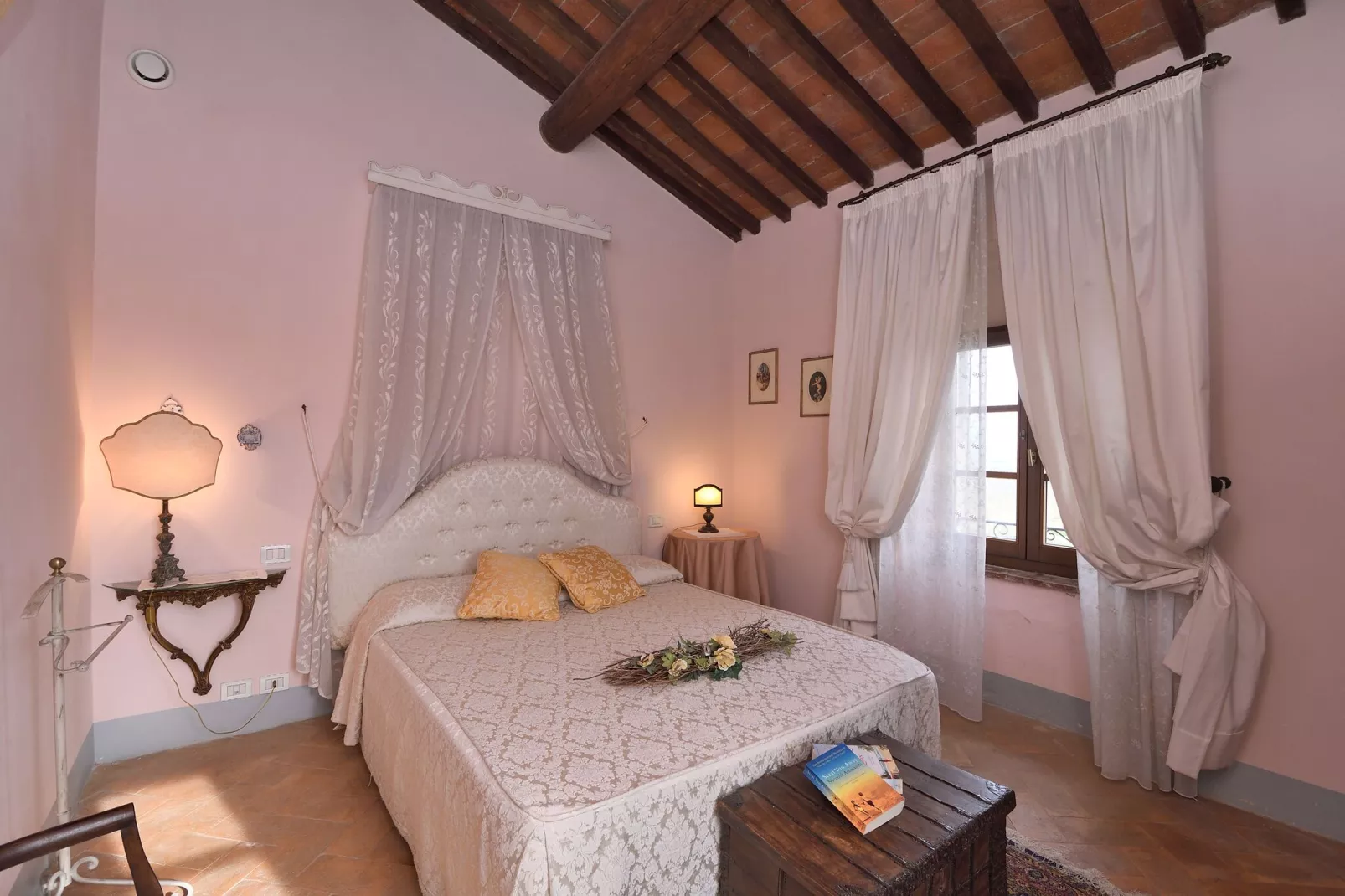 Michelangelo-Bedroom
