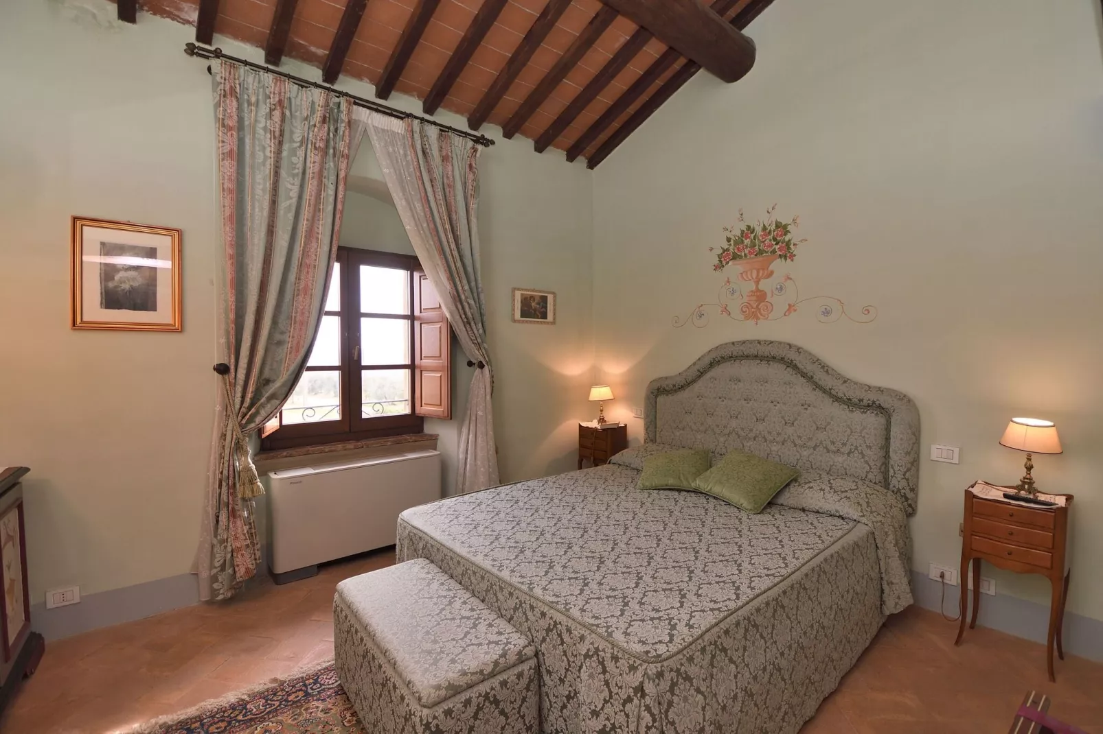 Michelangelo-Bedroom