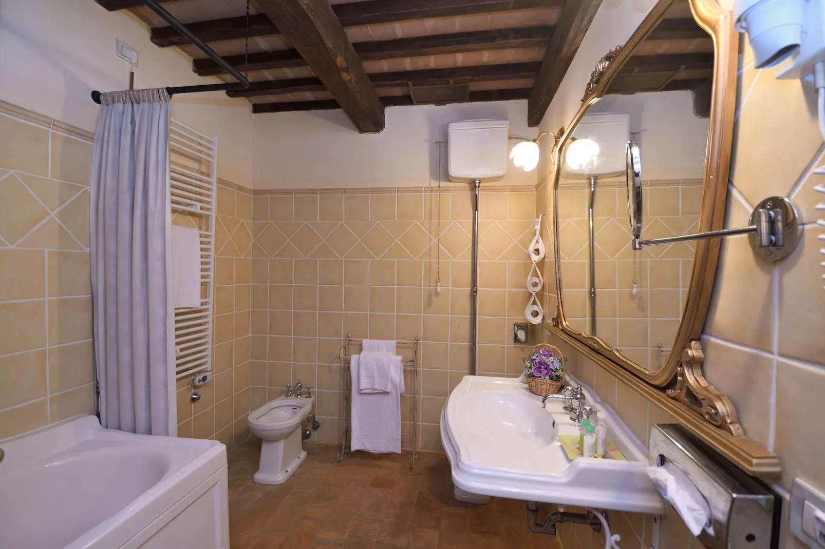 Michelangelo-Bathroom
