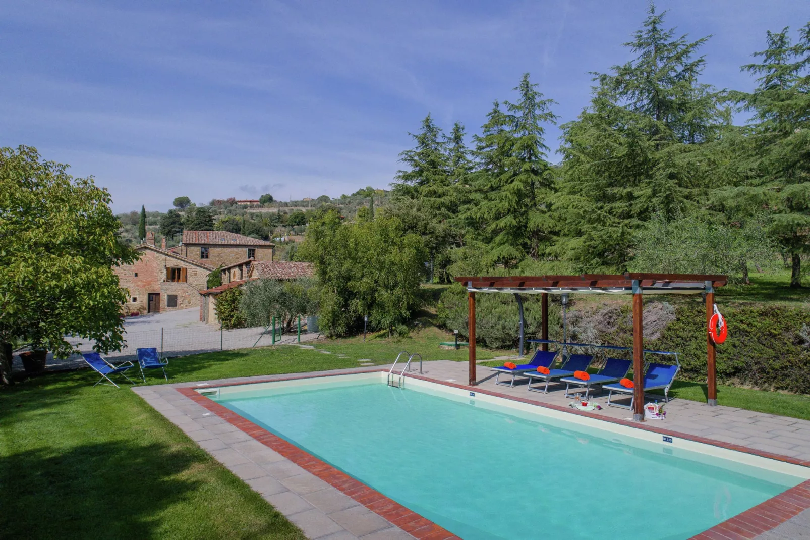 Fontocchio Diciassette-Exterior summer
