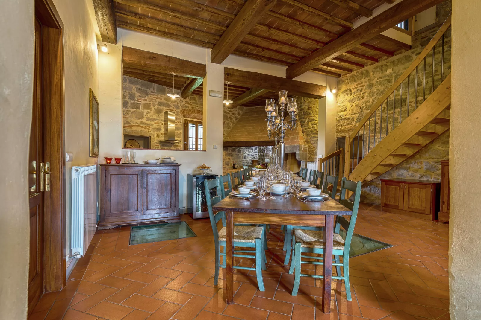 Fontocchio Diciassette-Dining room