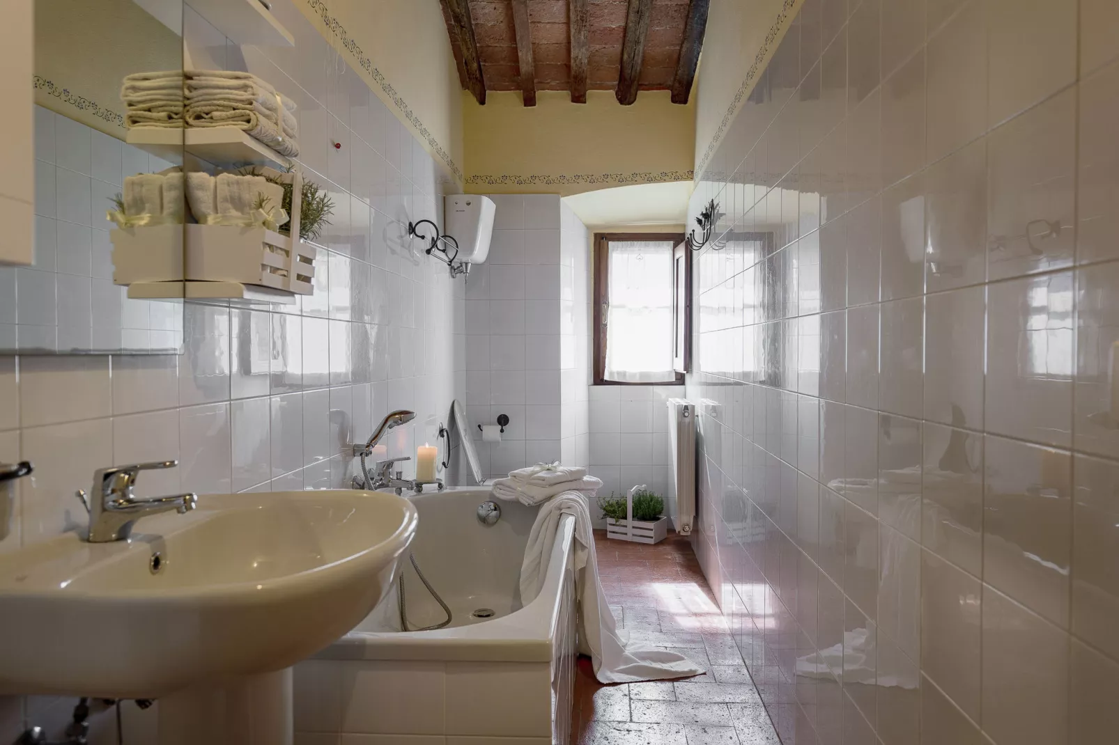 Fontocchio Diciassette-Bathroom
