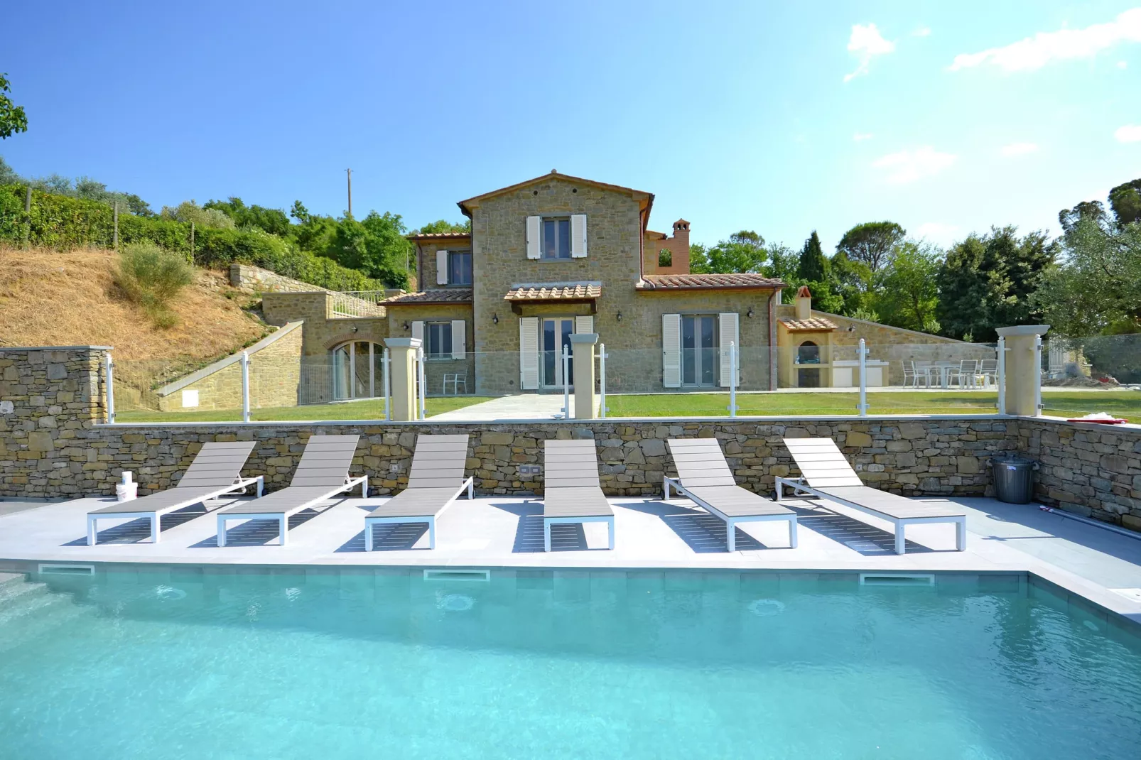 Villa Chiara-Außenbereich Sommer