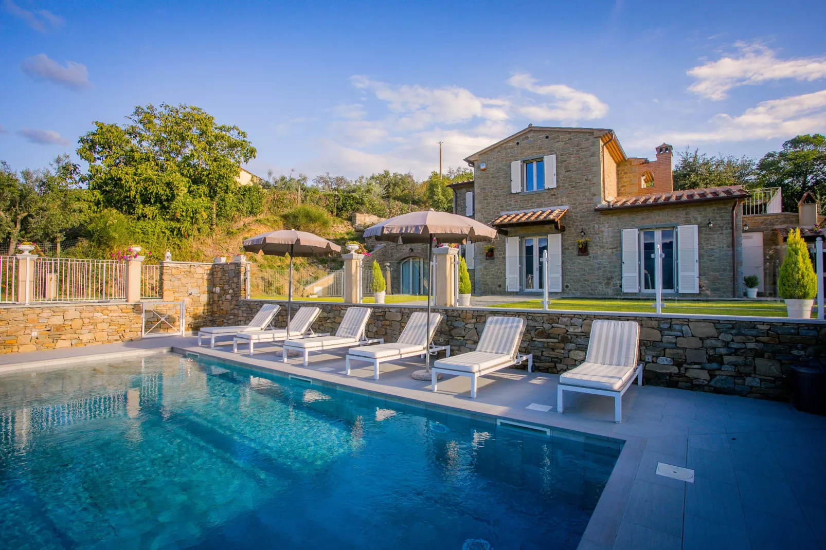 Villa Chiara-Außenbereich Sommer