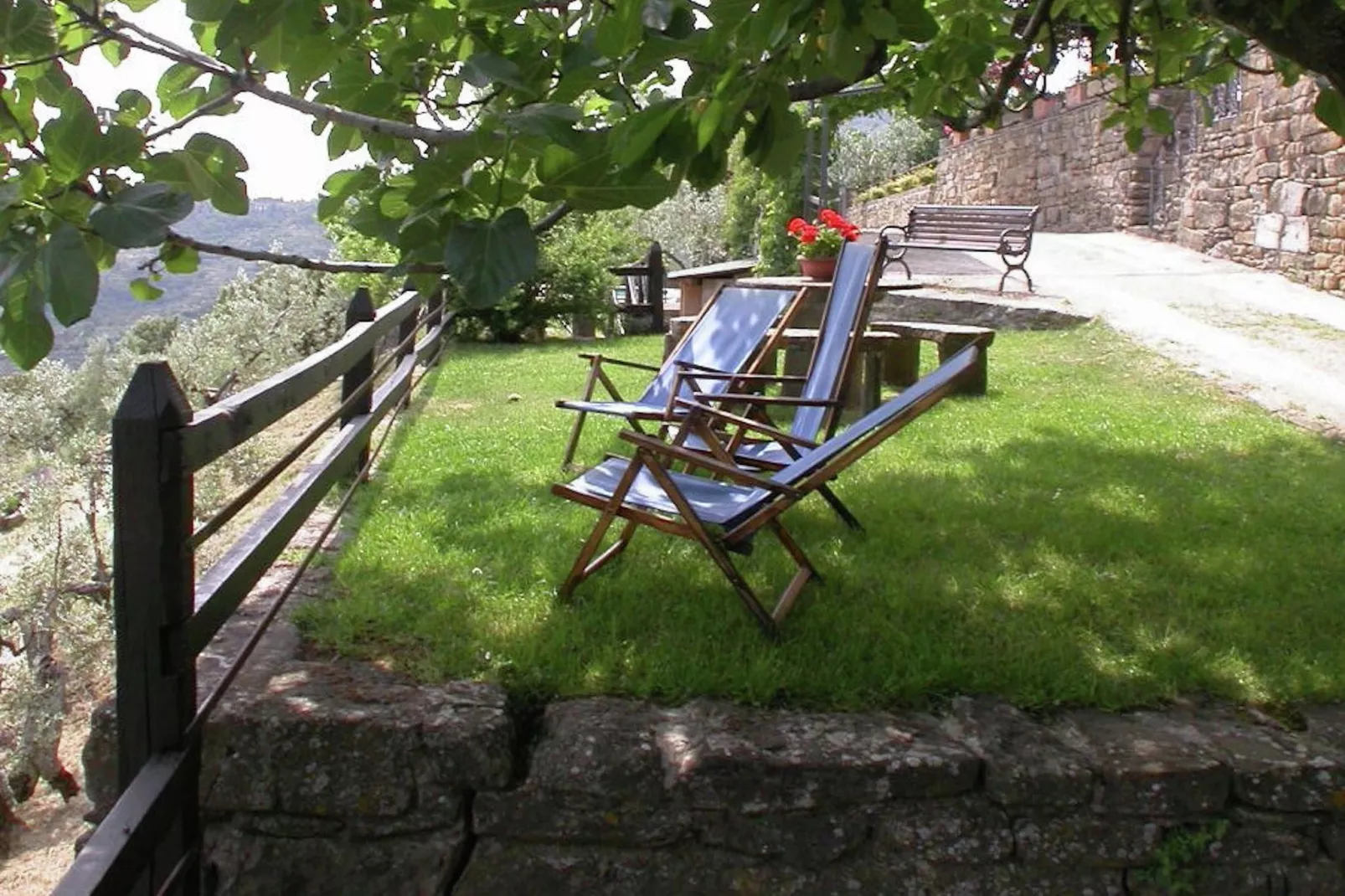 Leccio Cottage Ciliegio-Gardens summer