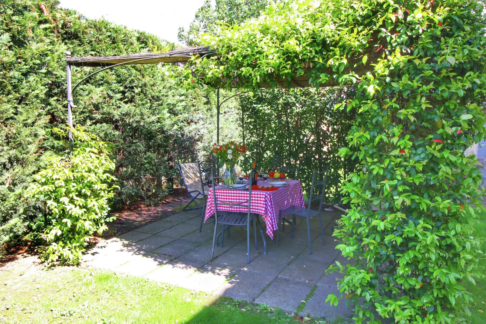 Quercia-Terrace balcony