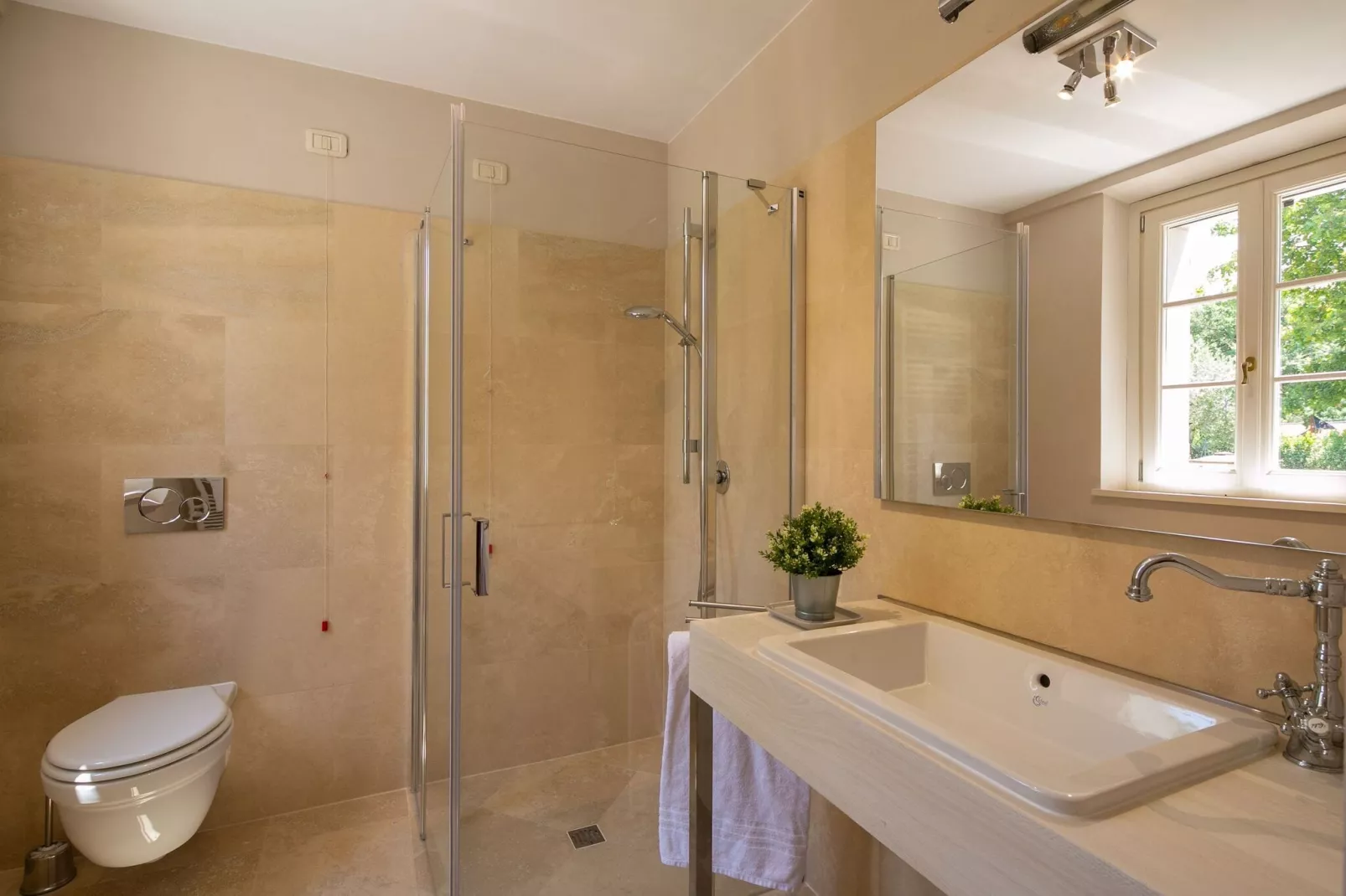 Villa Severina Dieci-Bathroom