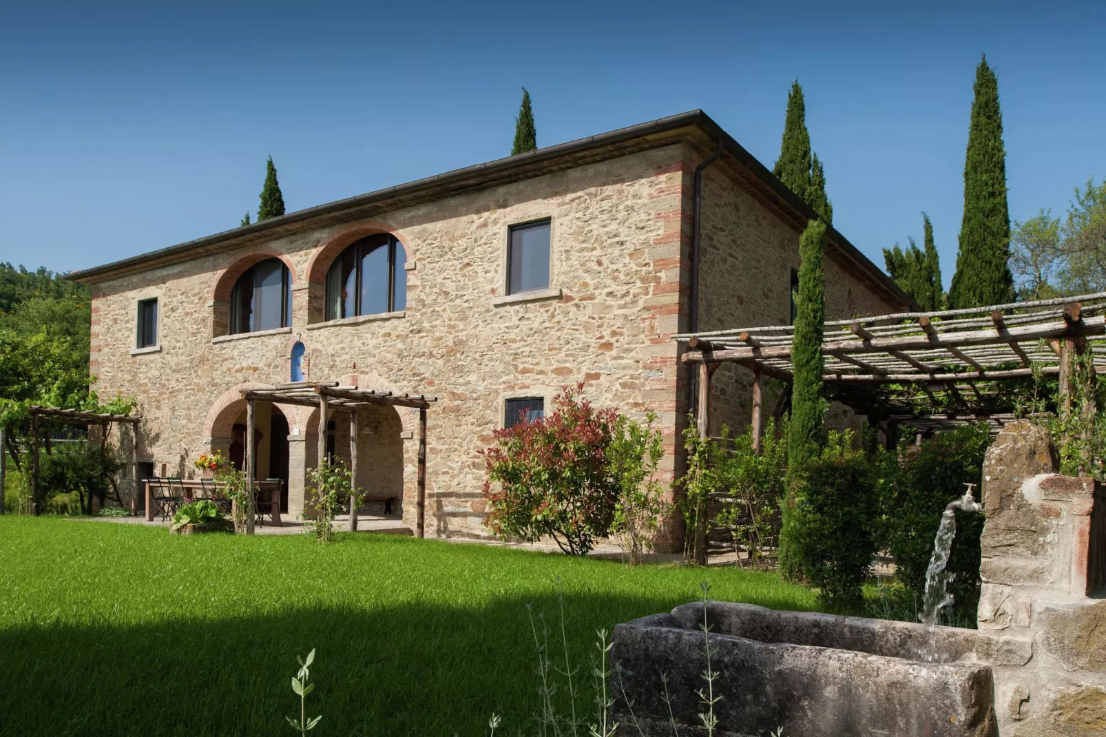 Villa Leo-Exterior summer