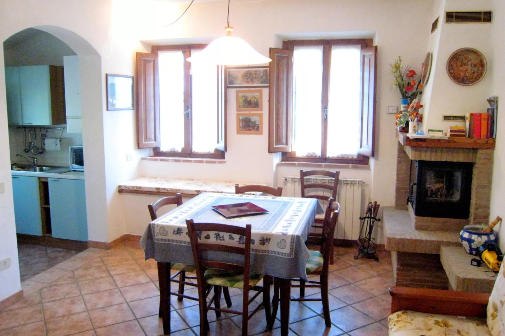 Casa Gioia-Dining room
