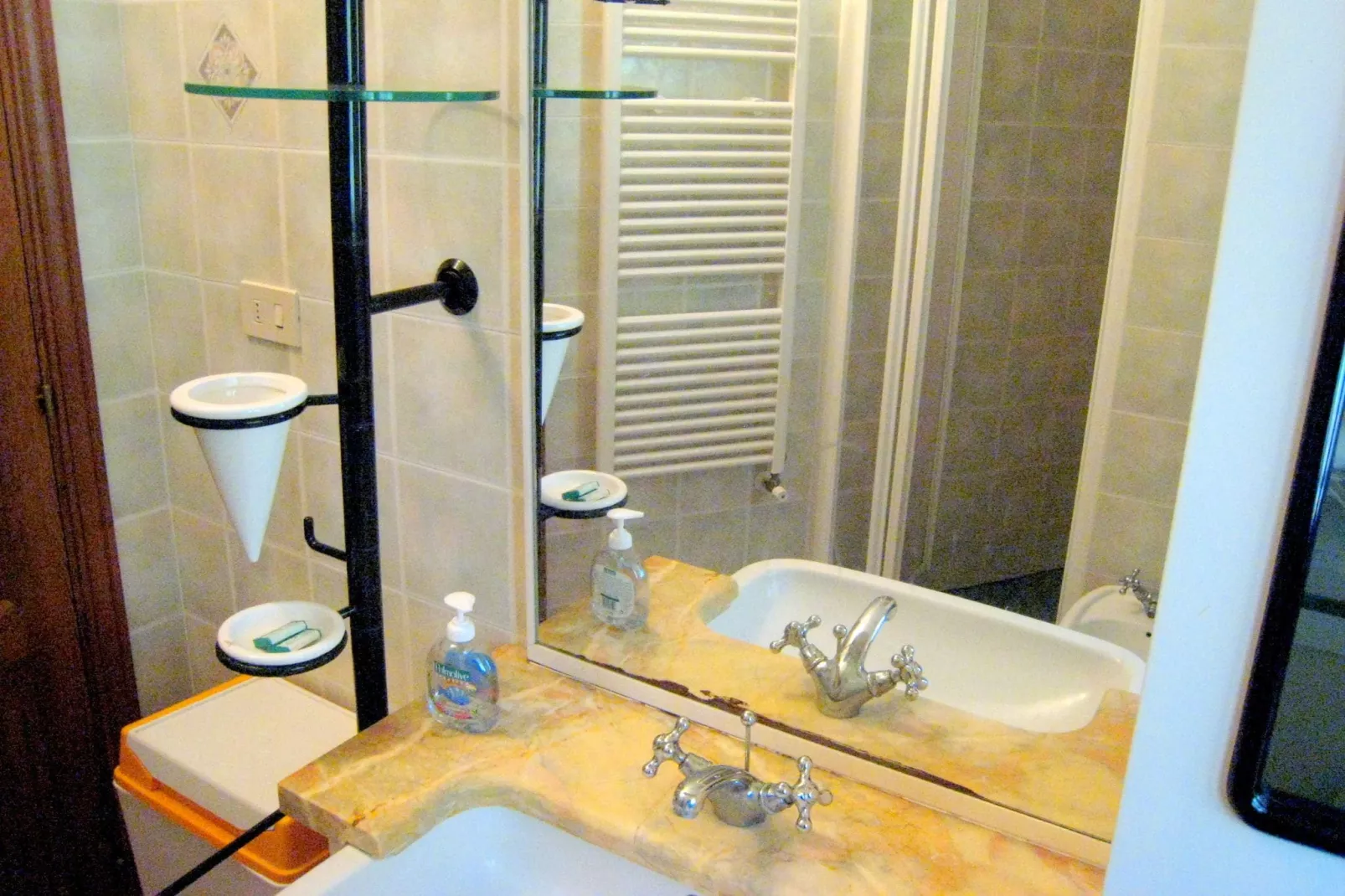 Casa Gioia-Bathroom