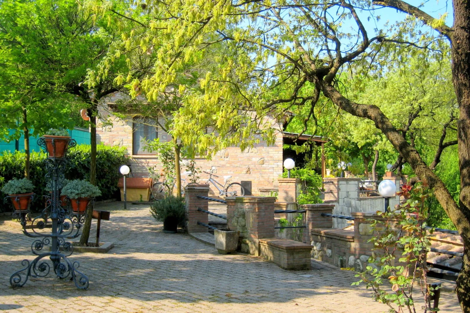 Casa Gioia-Gardens summer