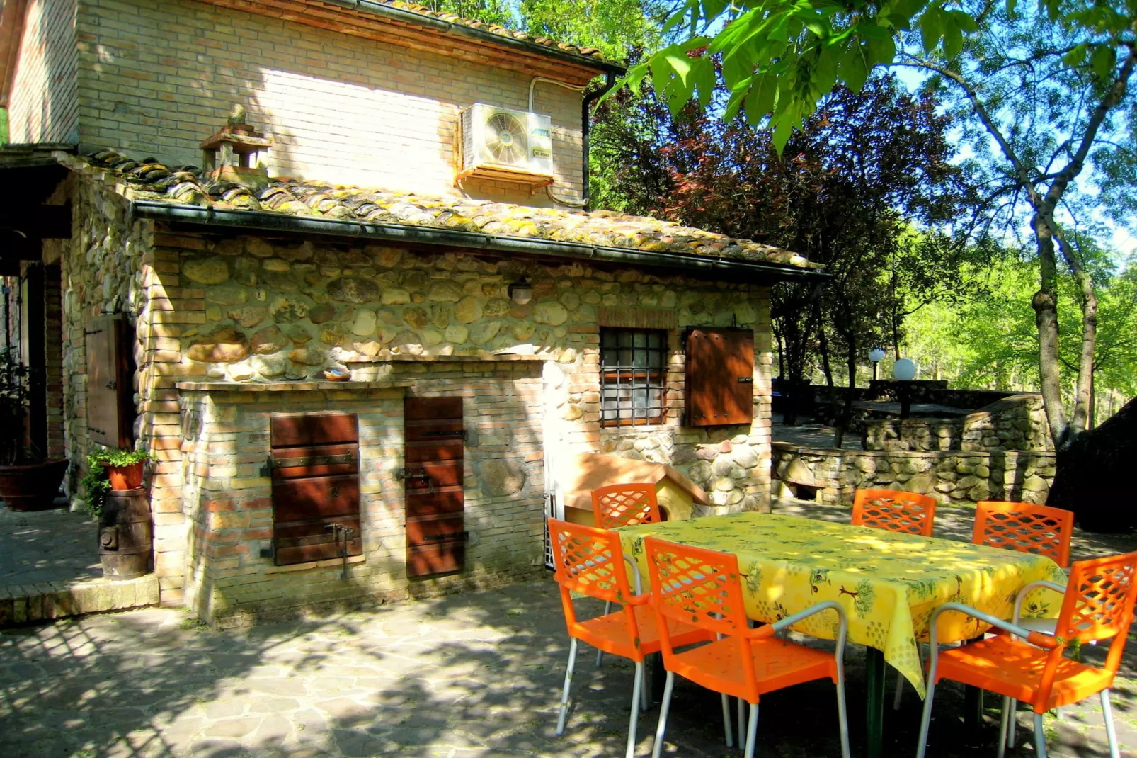 Casa Le Meridiane-Gardens summer
