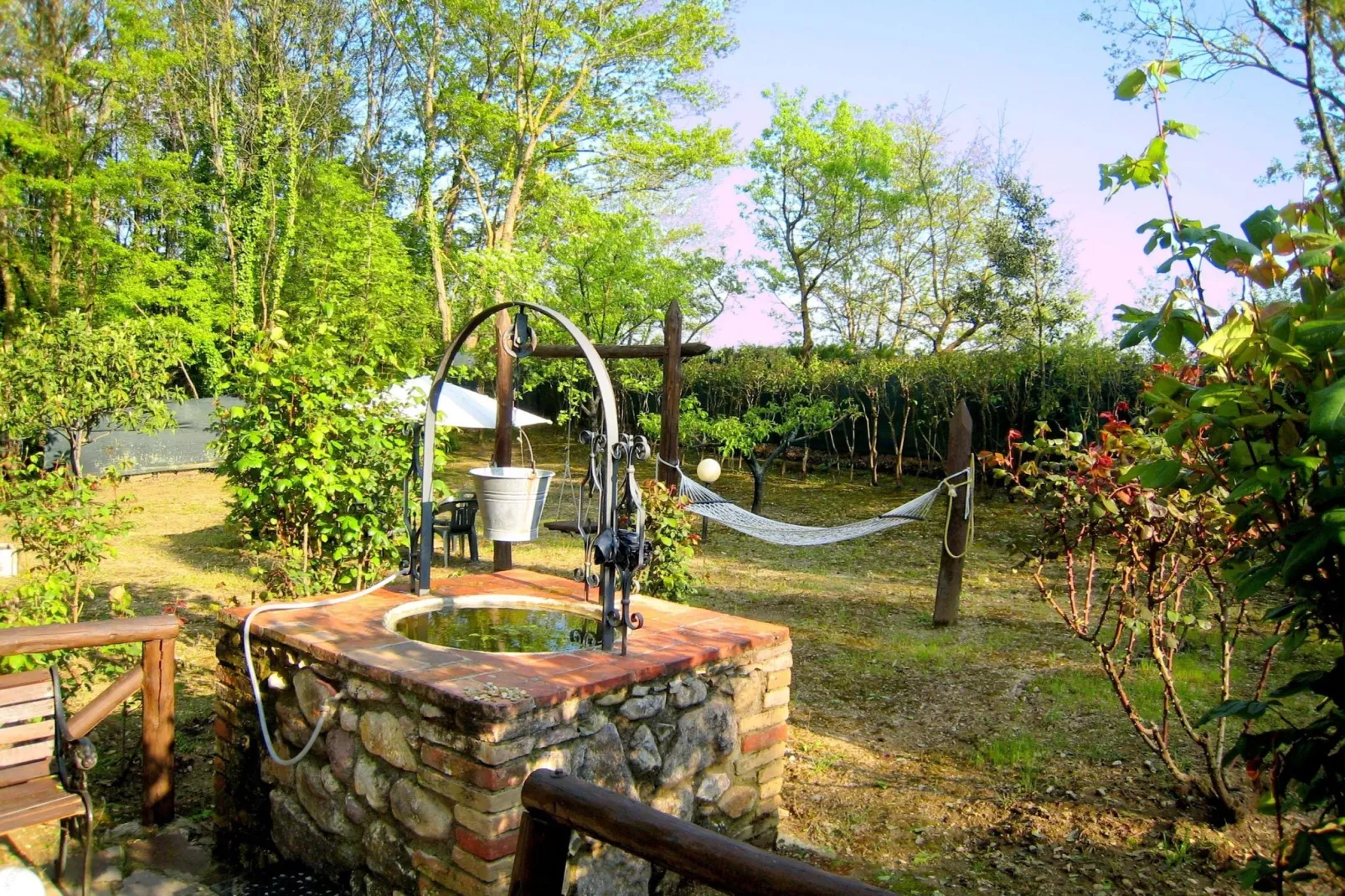 Casa Le Meridiane-Gardens summer