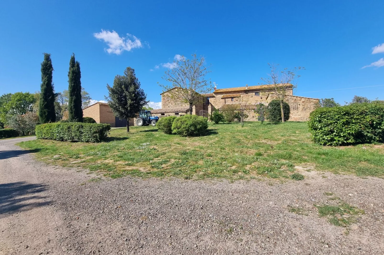 Casanuova di Quercecchio-Exterior summer