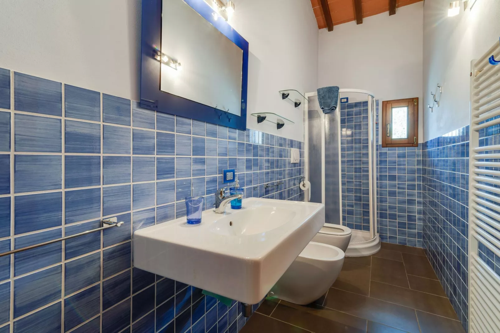 Casa Tir Na Nog-Bathroom
