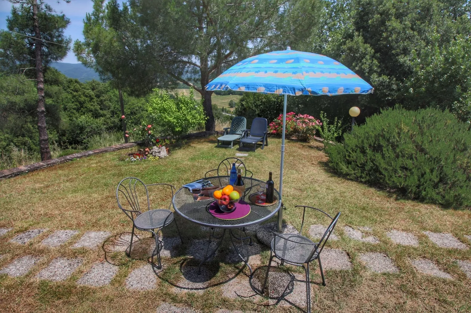 Casole d'Elsa-Gärten Sommer