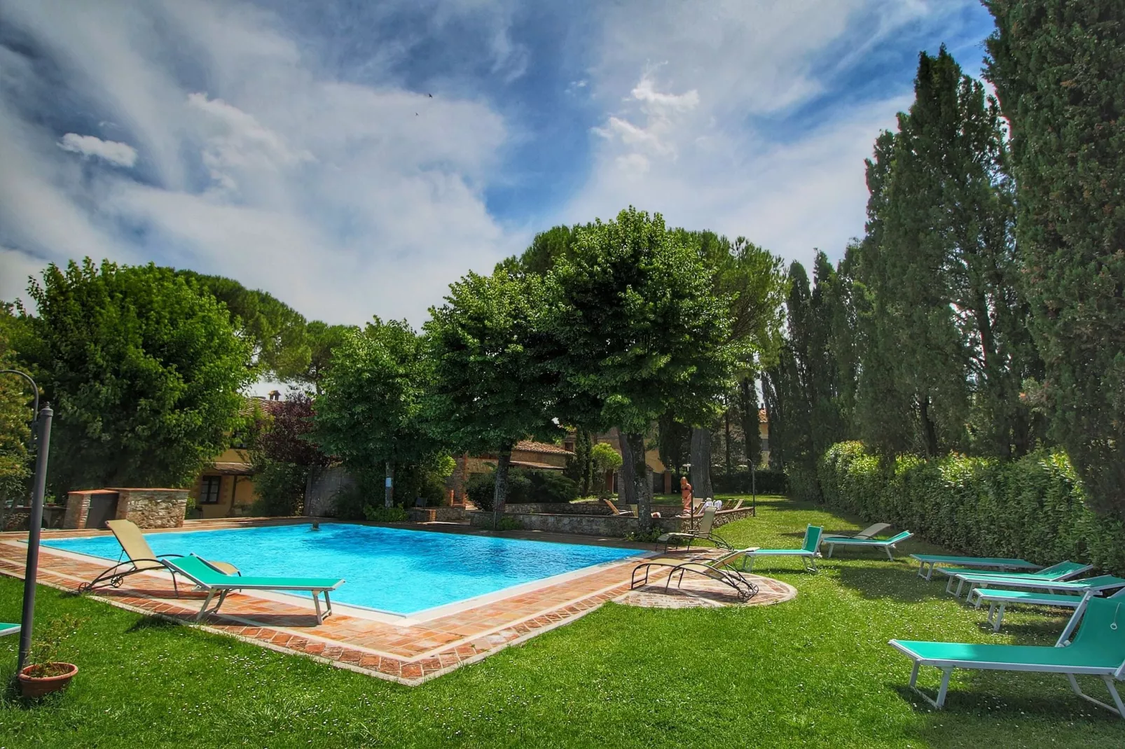 Loggiatino-Pool