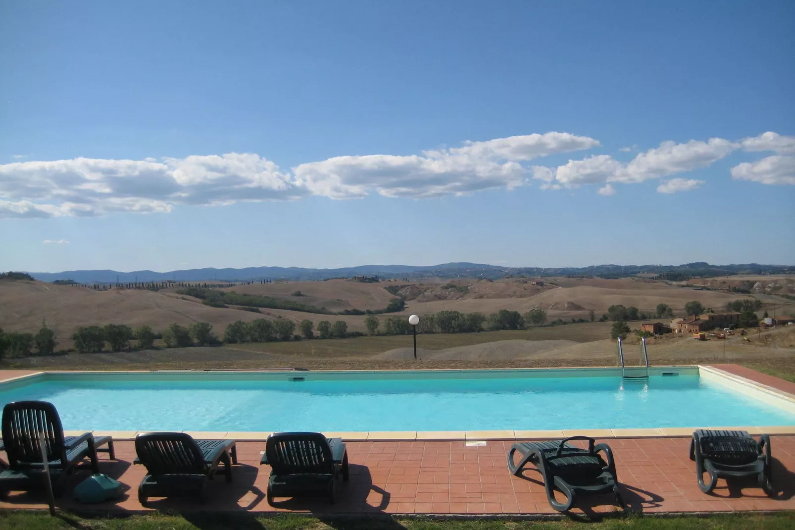 Arbia-Pool