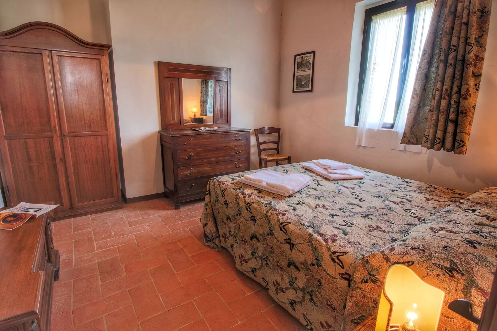 Arbia-Bedroom