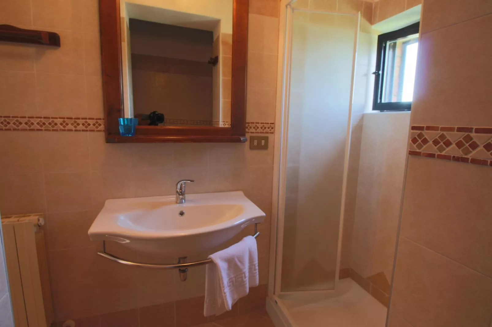 Arbia-Bathroom