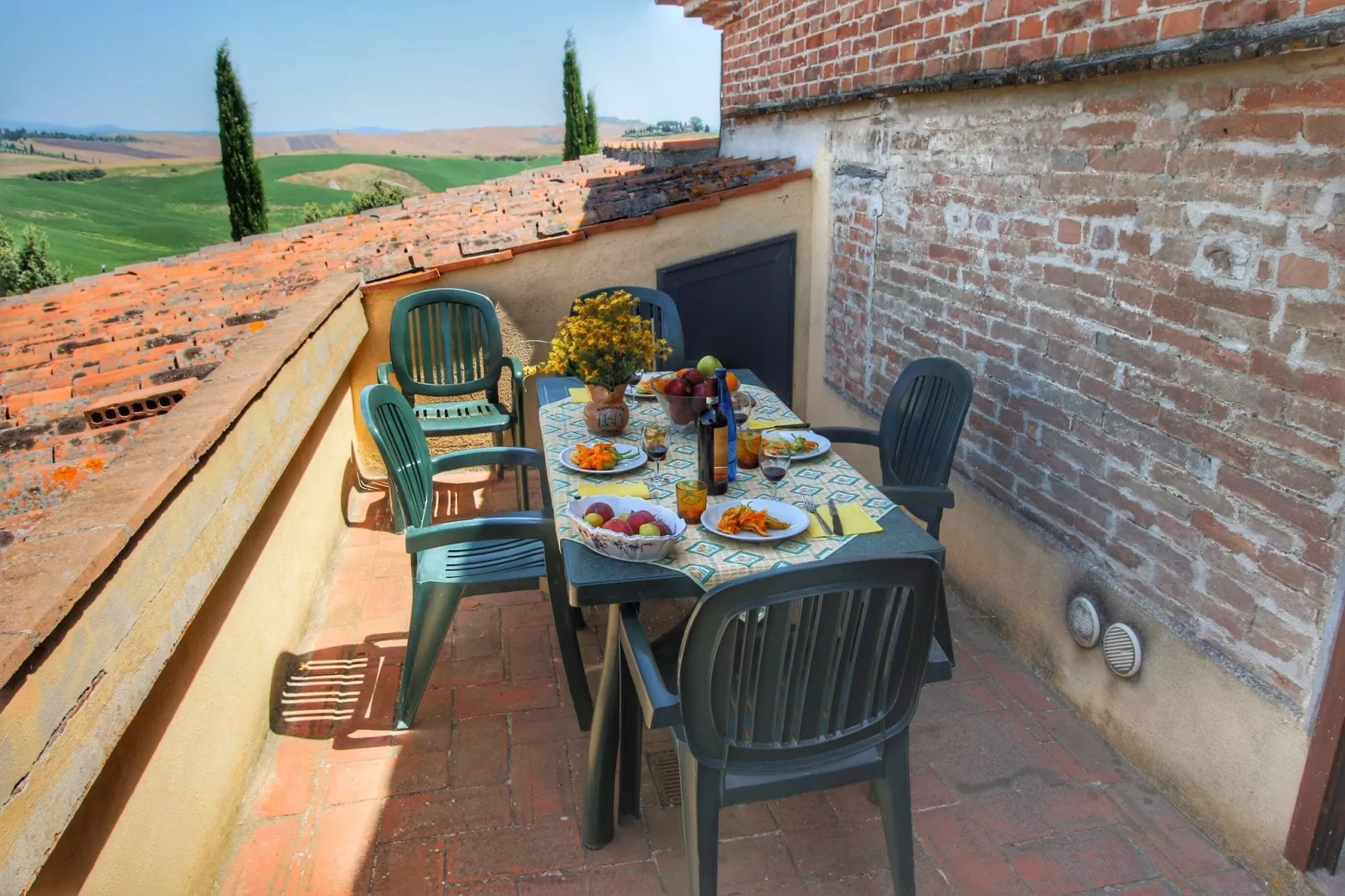 Arbia-Terrace balcony