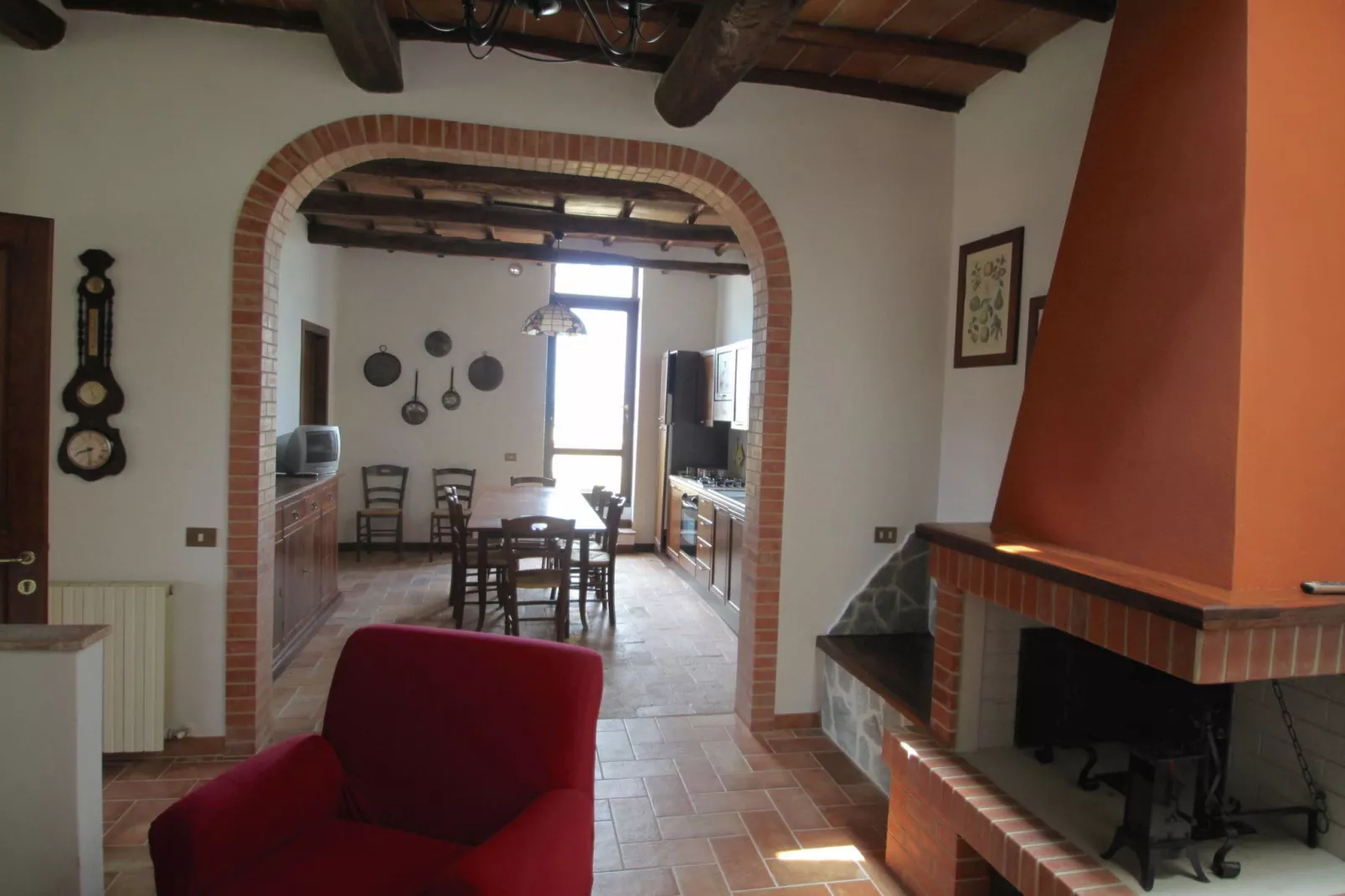 Arbia-Living room