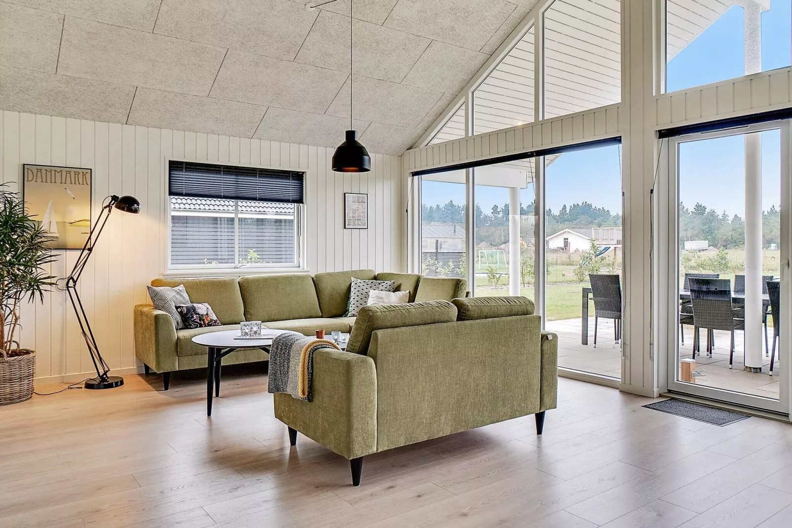18 person holiday home in Nørre Nebel-Indoor