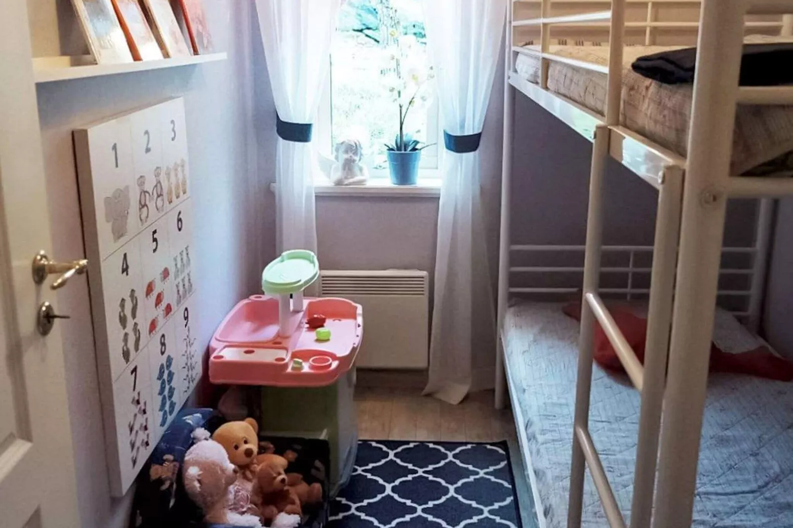 4 person holiday home in SÖDERKÖPING-Indoor