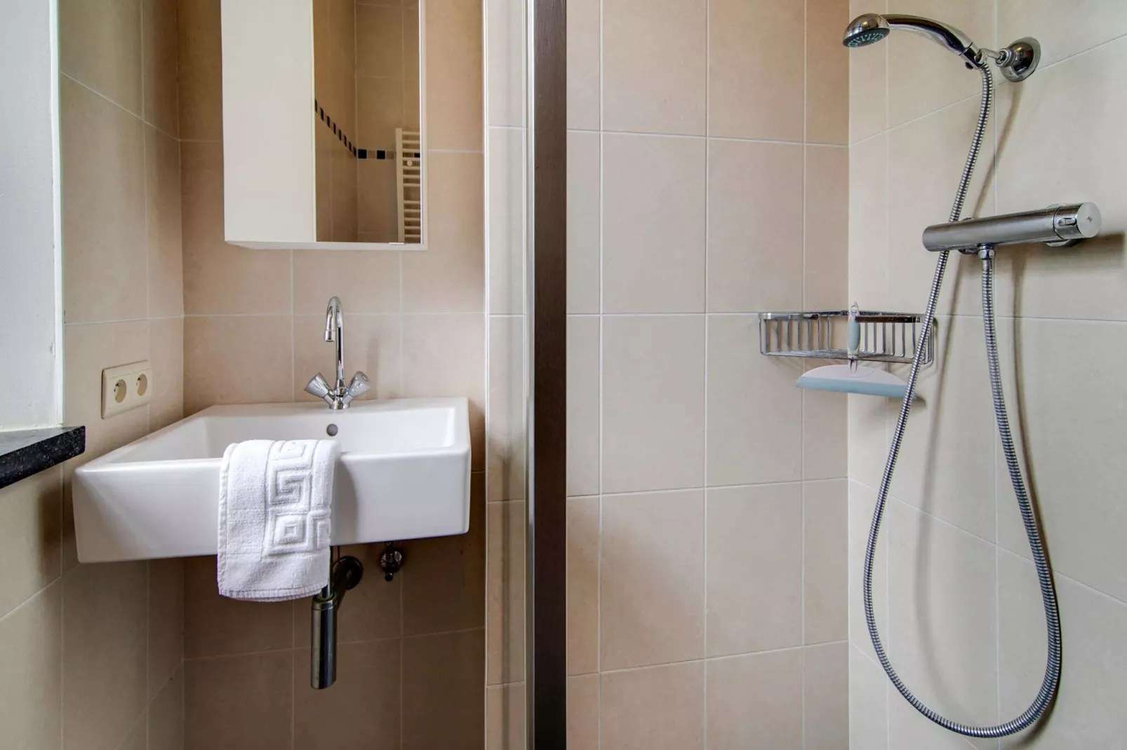 Appartement voor vier Domain Château Dieupart-Badezimmer