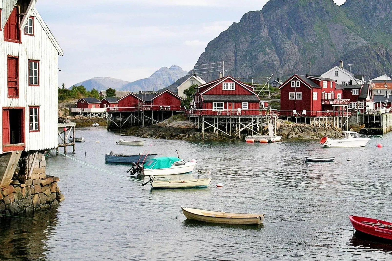 3 person holiday home in Henningsvær-By Traum-Water view