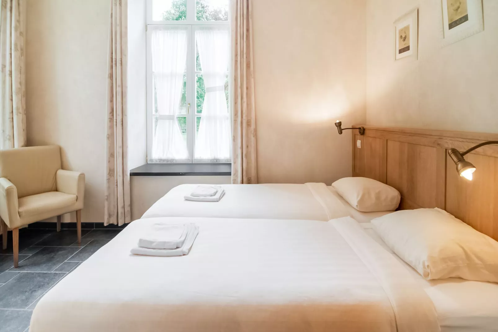 Appartement voor zes Domain Château Dieupart-Bedroom
