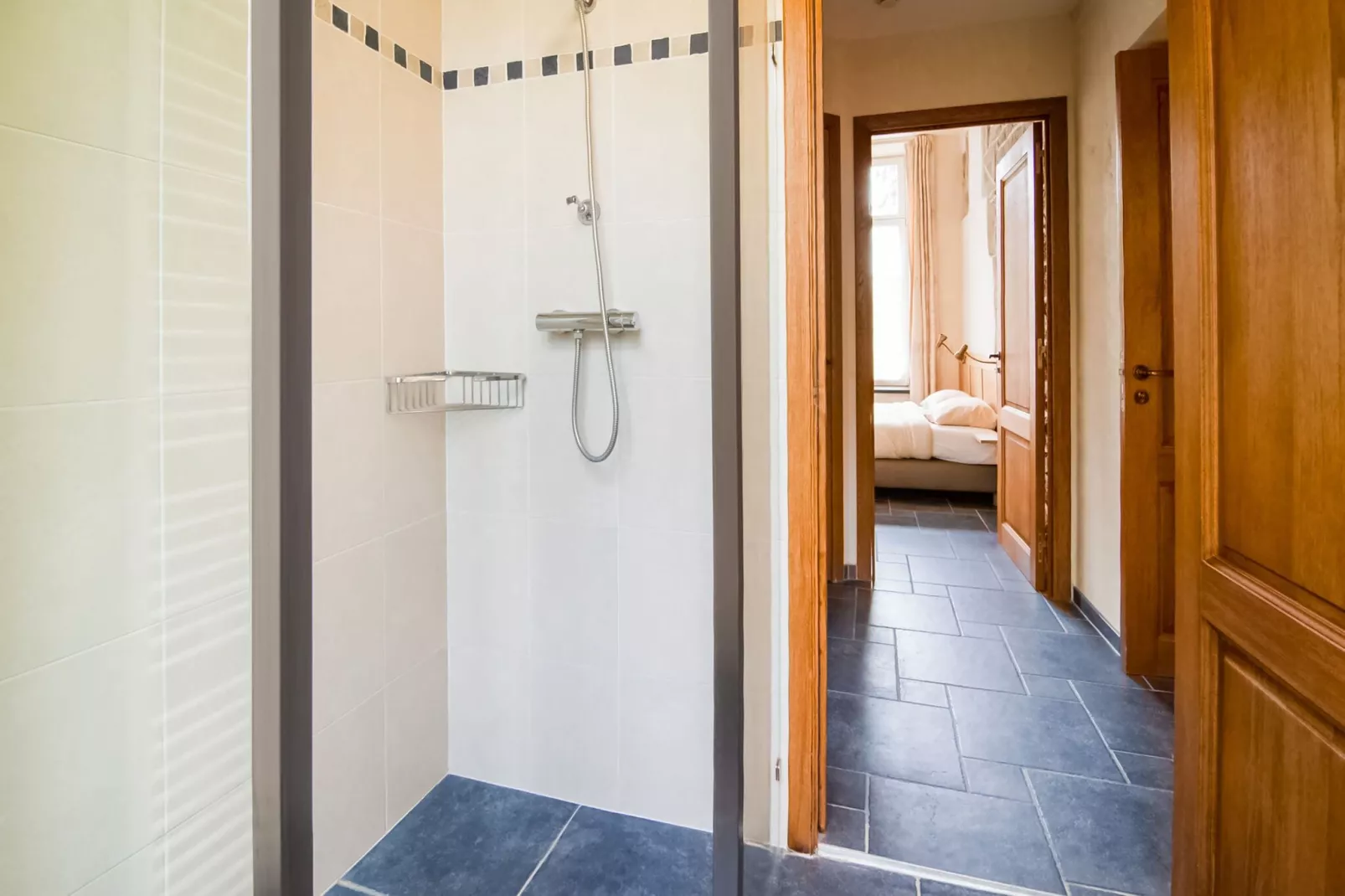Appartement voor zes Domain Château Dieupart-Bathroom