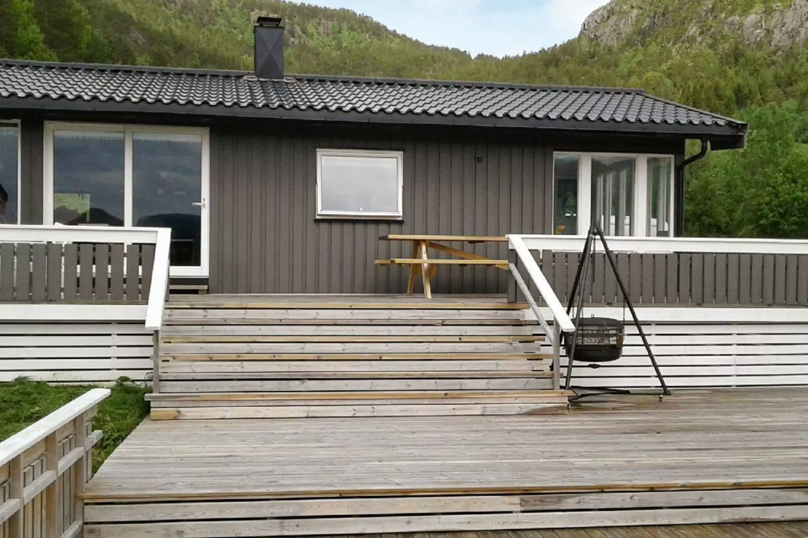 56764 - HAUGEN-Outdoor