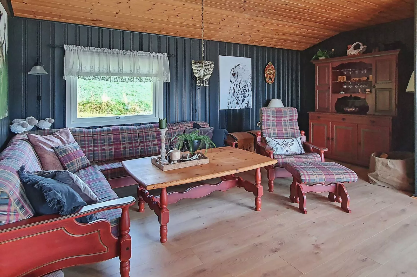 56764 - HAUGEN-Indoor