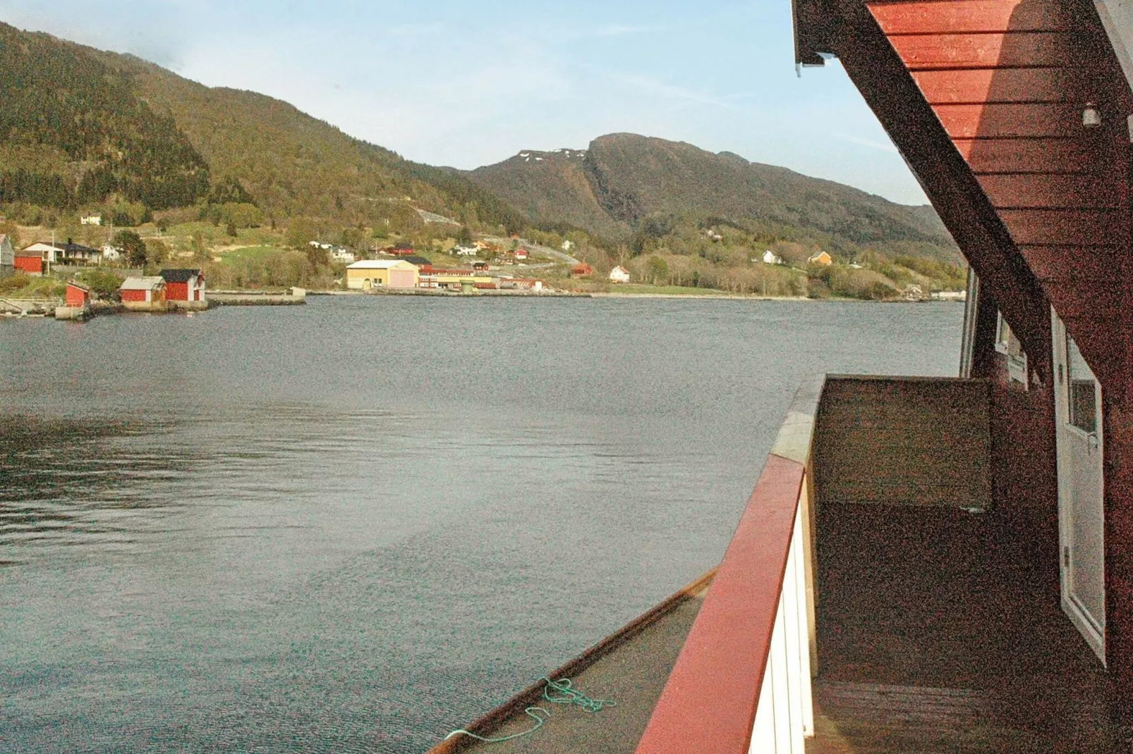 56785 LAKSEN-Water view