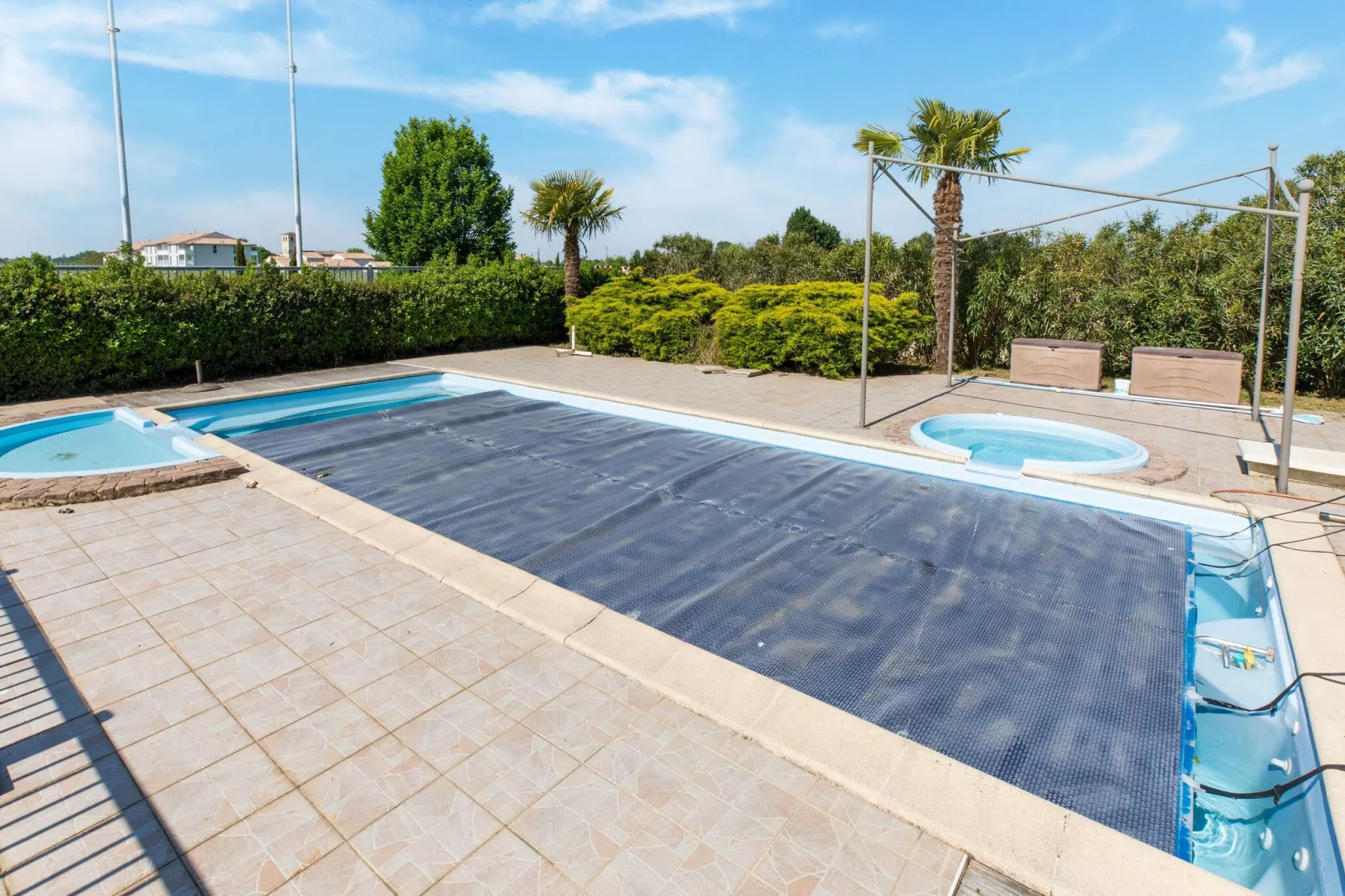 Château la Baronnerie-Pool