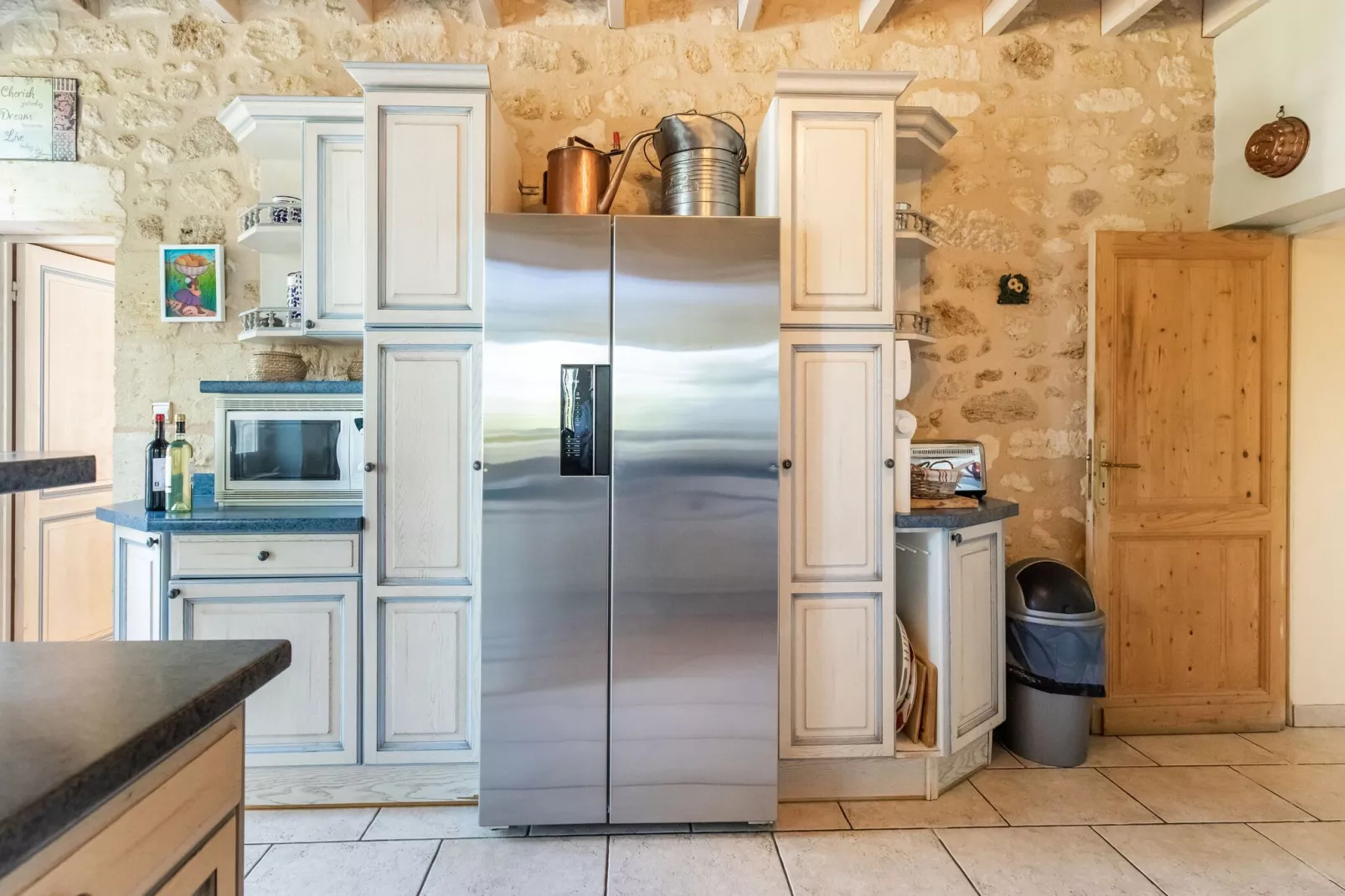 Château la Baronnerie-Kitchen