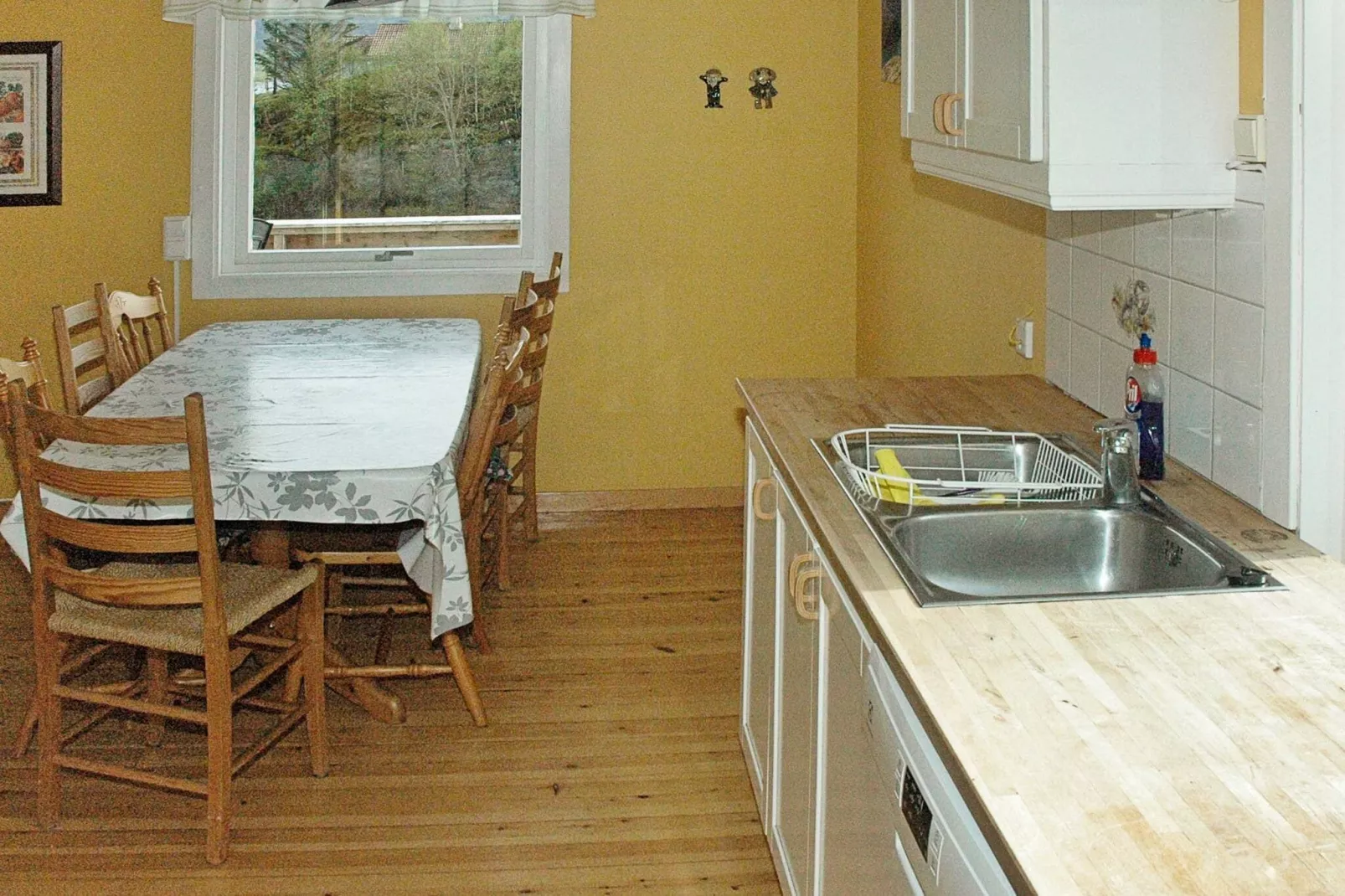 56786 KVEITA-Intérieur