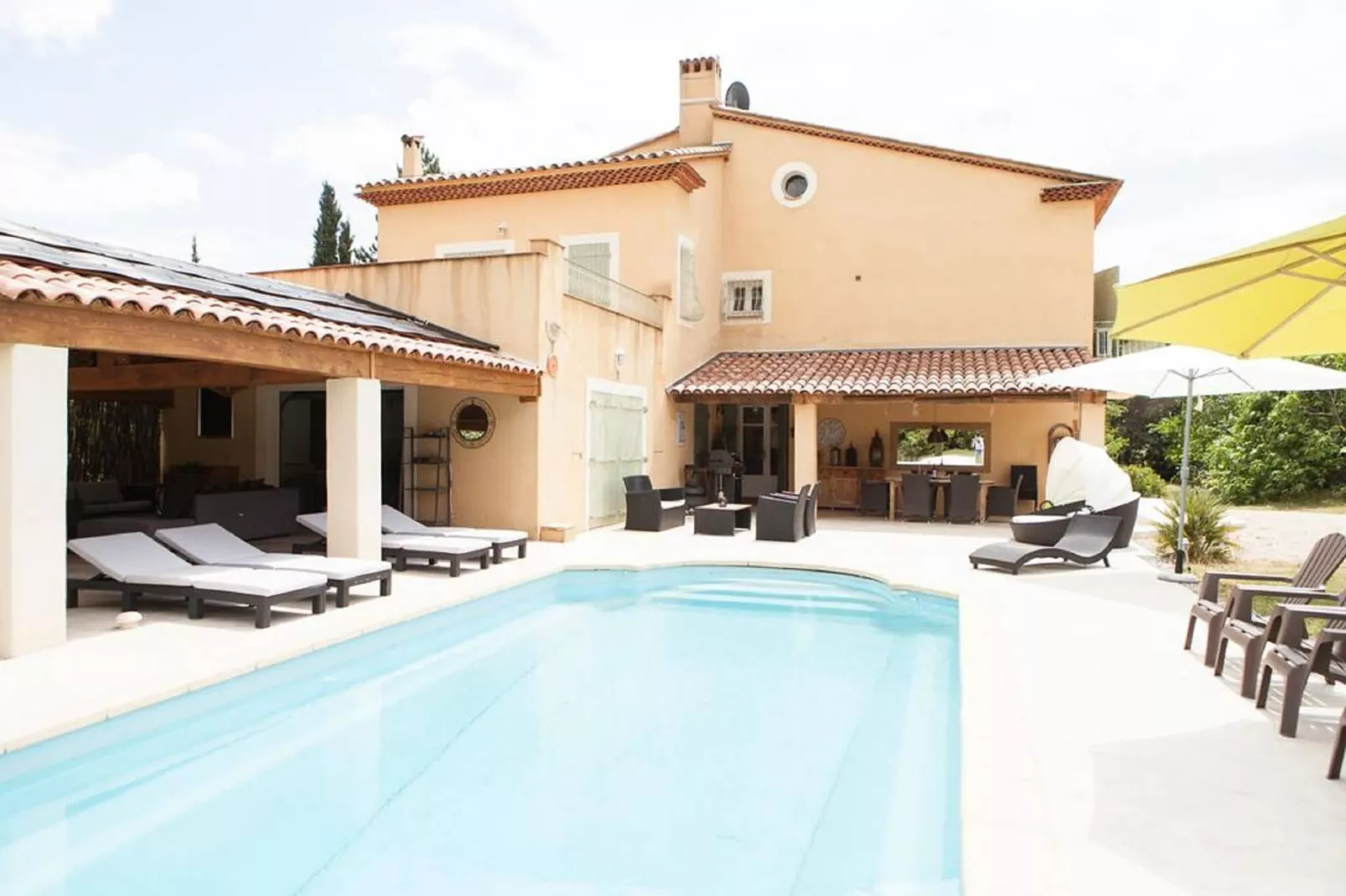 Manon des Sources-Pool