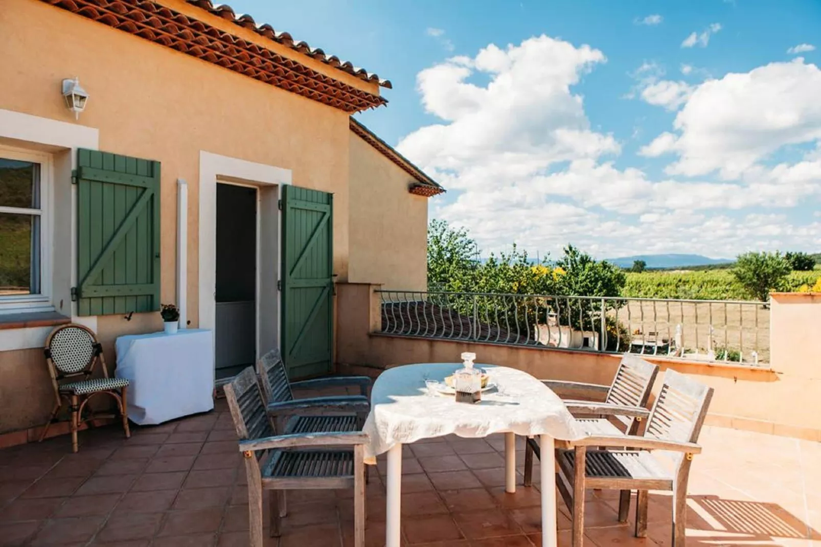 Manon des Sources-Exterior summer