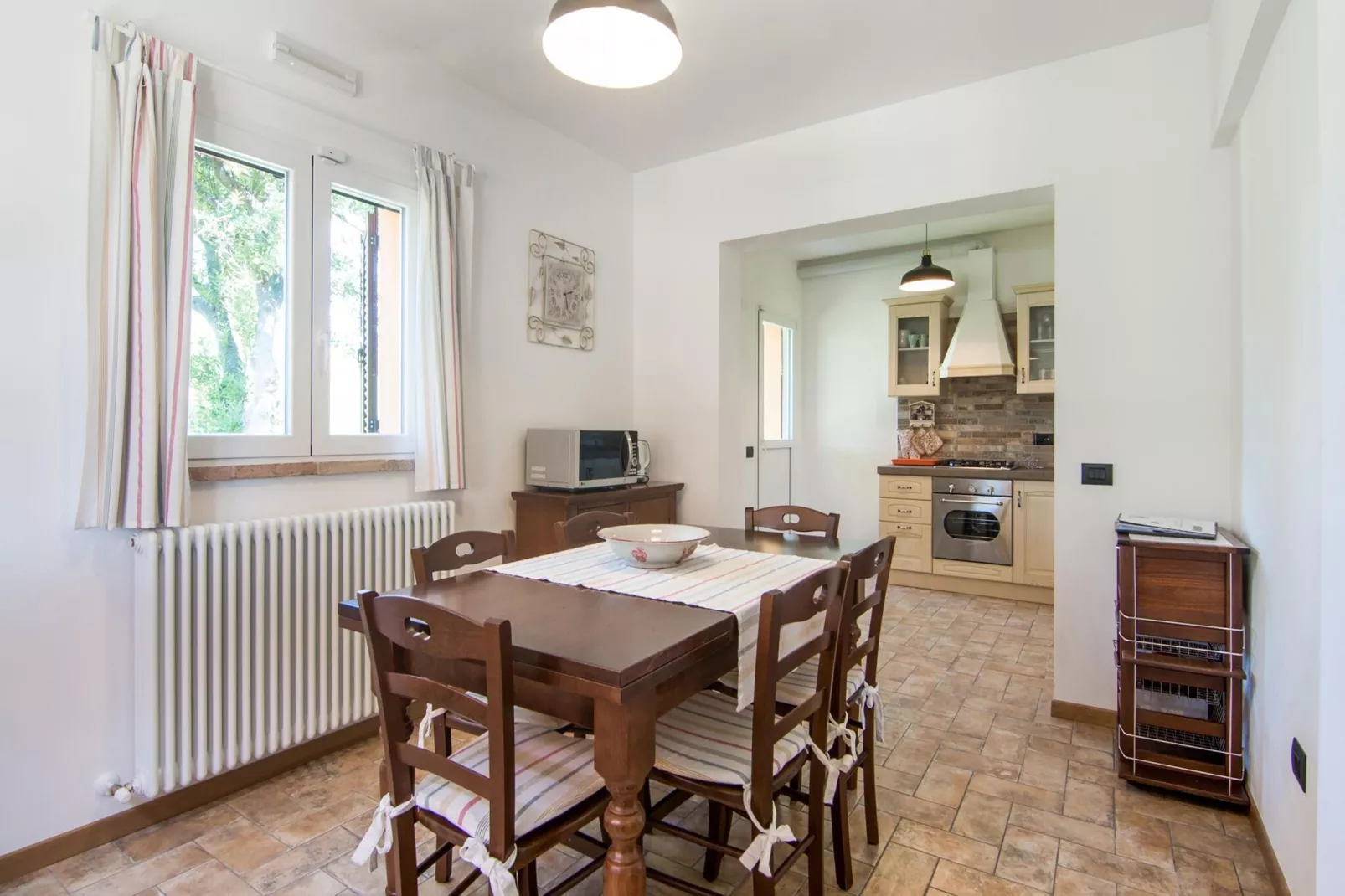 Montenovo Villa-Dining room