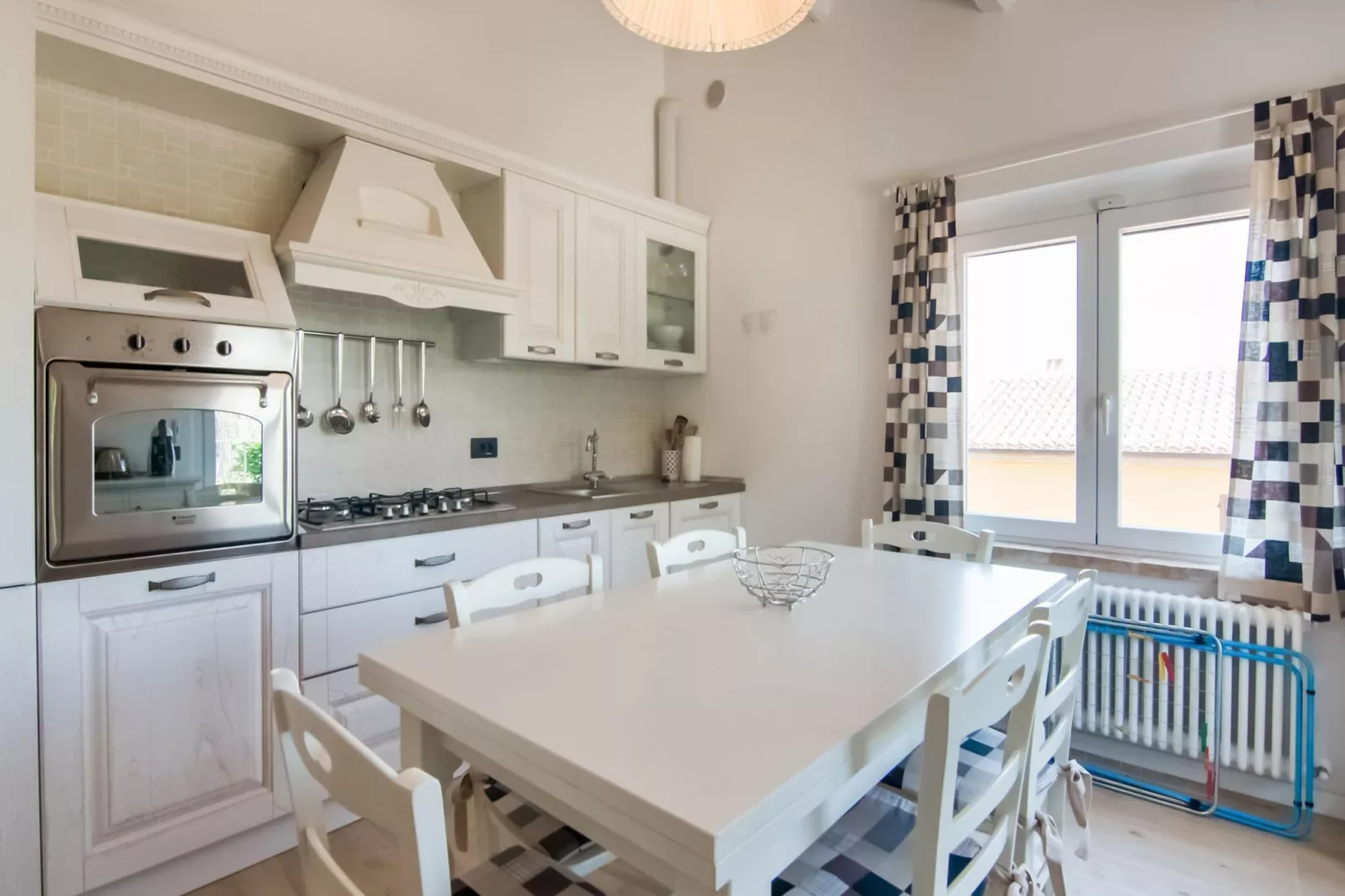 Montenovo Villa-Kitchen